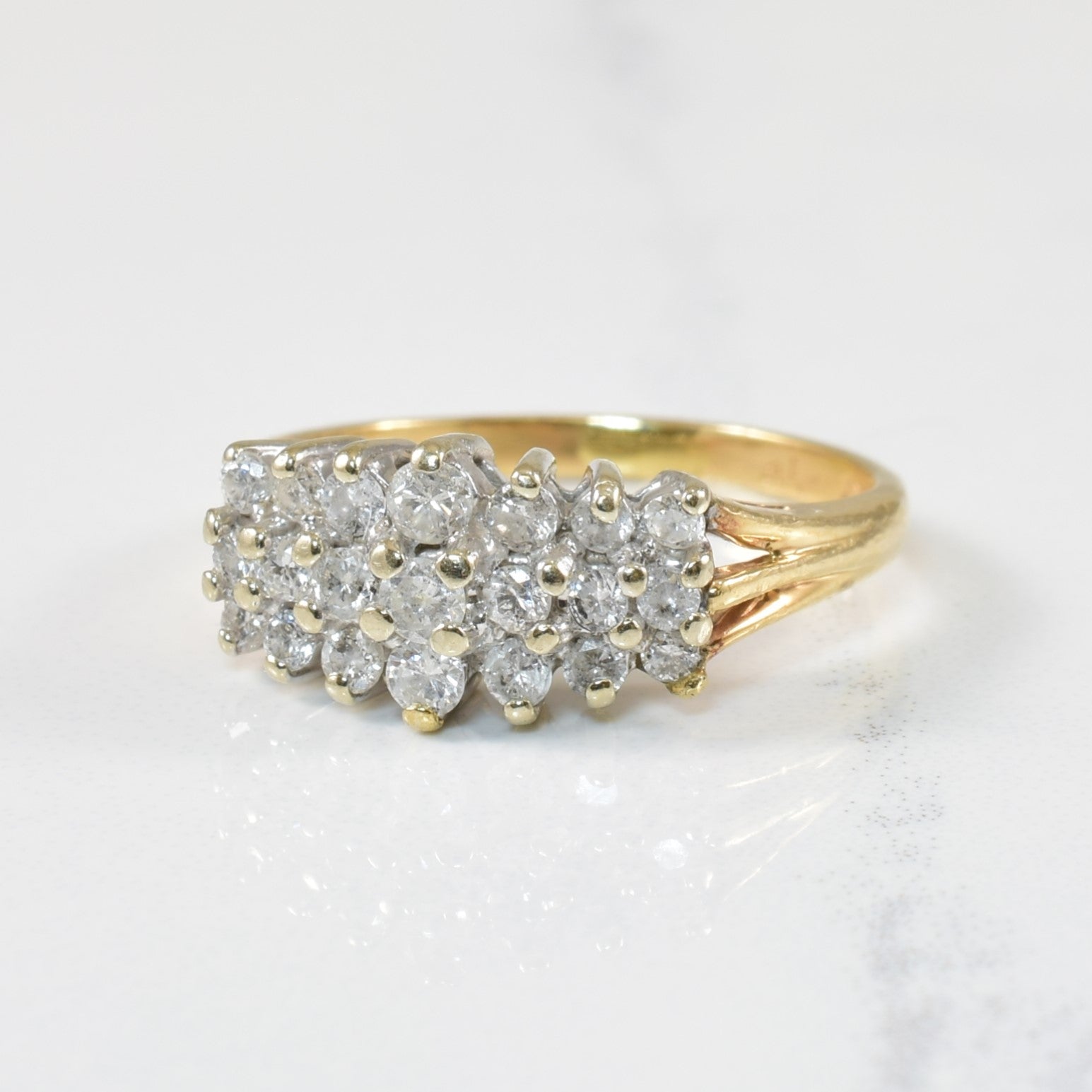 Bague à triple rangée de diamants | 0,60 ct | Taille 5,25 |