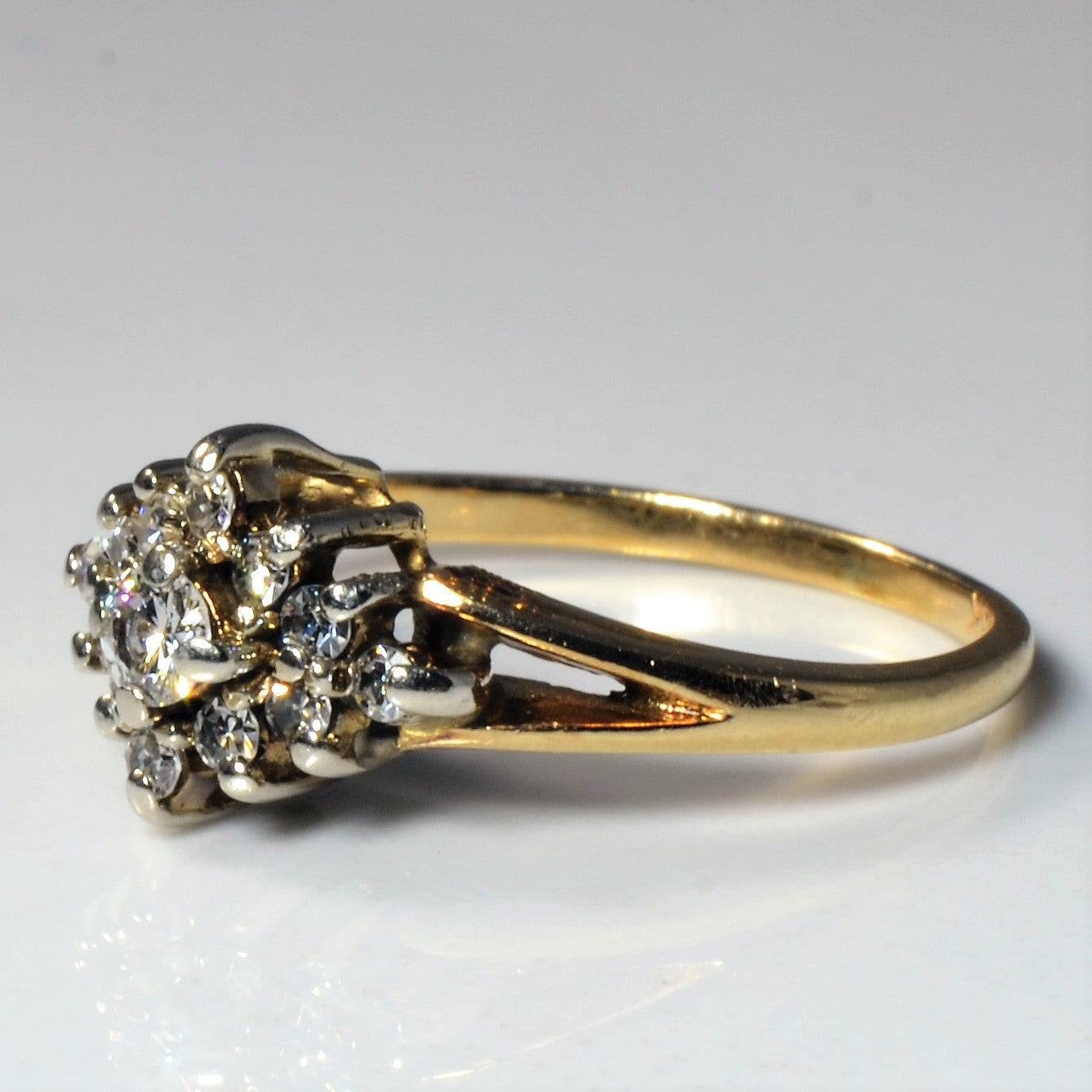 Split Shank Diamond Cluster Ring | 0.20ctw | SZ 5.5 |