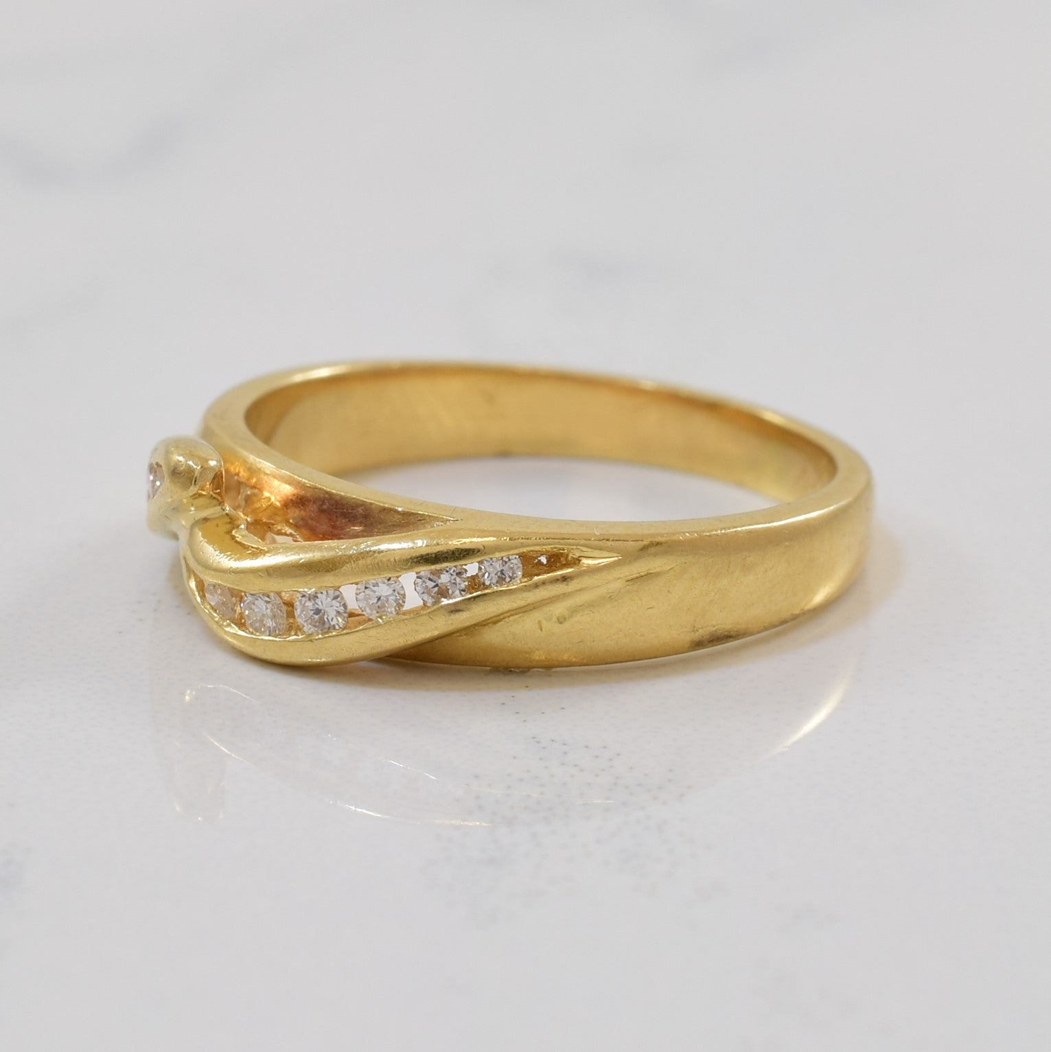 Bypass Contour Wedding Band | 0.10ctw | SZ 5.25 |