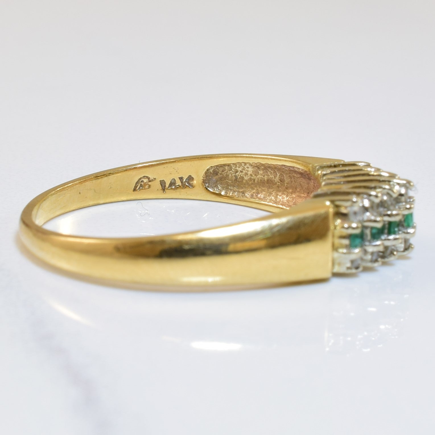Pointed Emerald & Diamond Ring | 0.14ctw, 0.14ctw | SZ 7.5 |