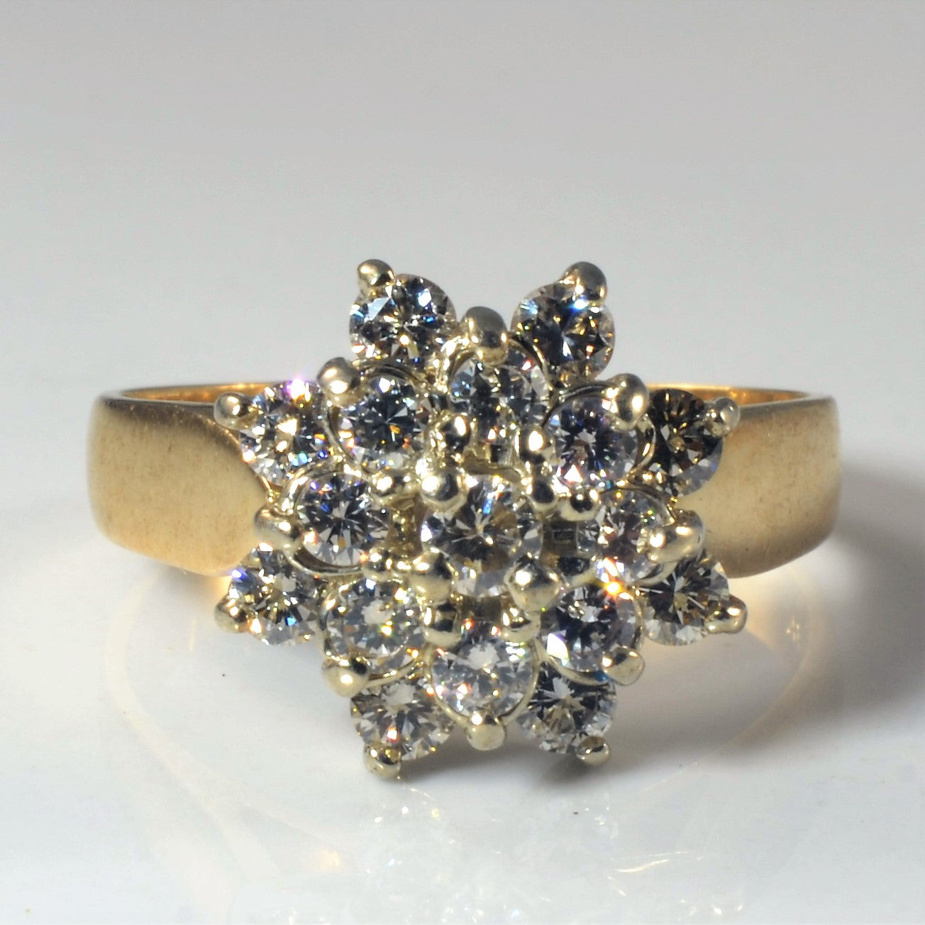 Cluster Diamond Cocktail Ring | 0.80ctw | SZ 7.75 |
