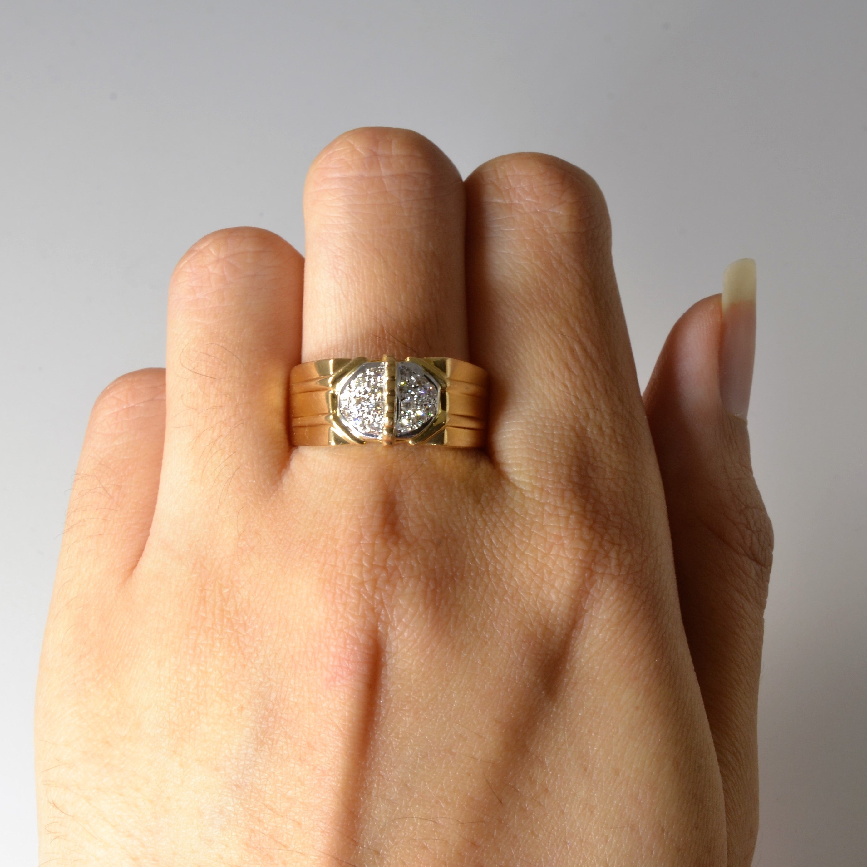 East West Oval Pave Cluster Ring | 0.27ctw | SZ 9.5 |