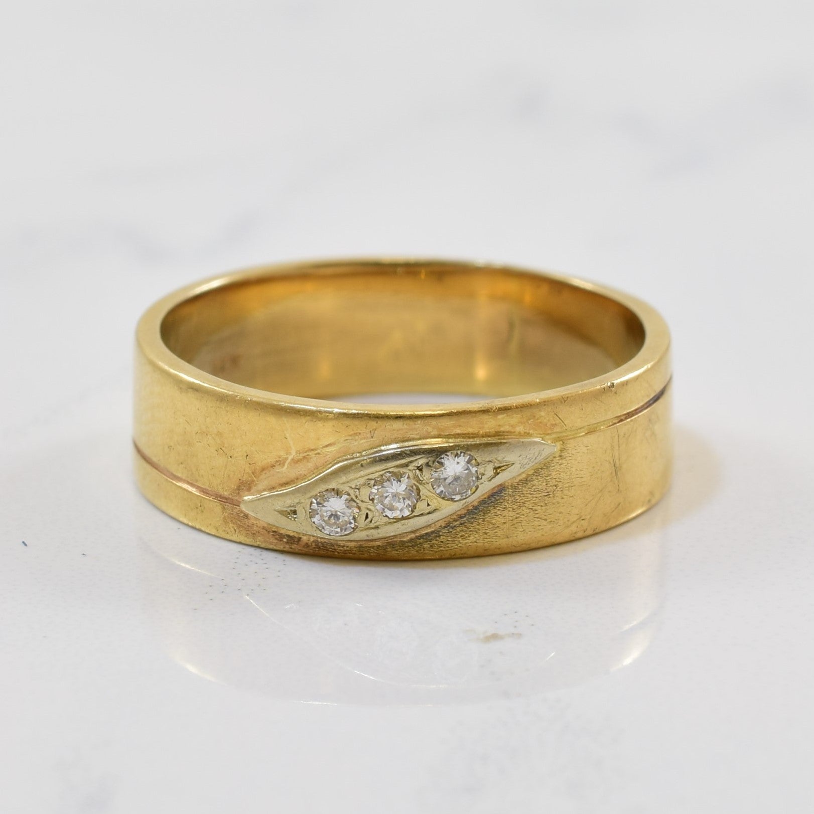 Diamond Detailed Bypass Band | 0.06ctw | SZ 7.5 |