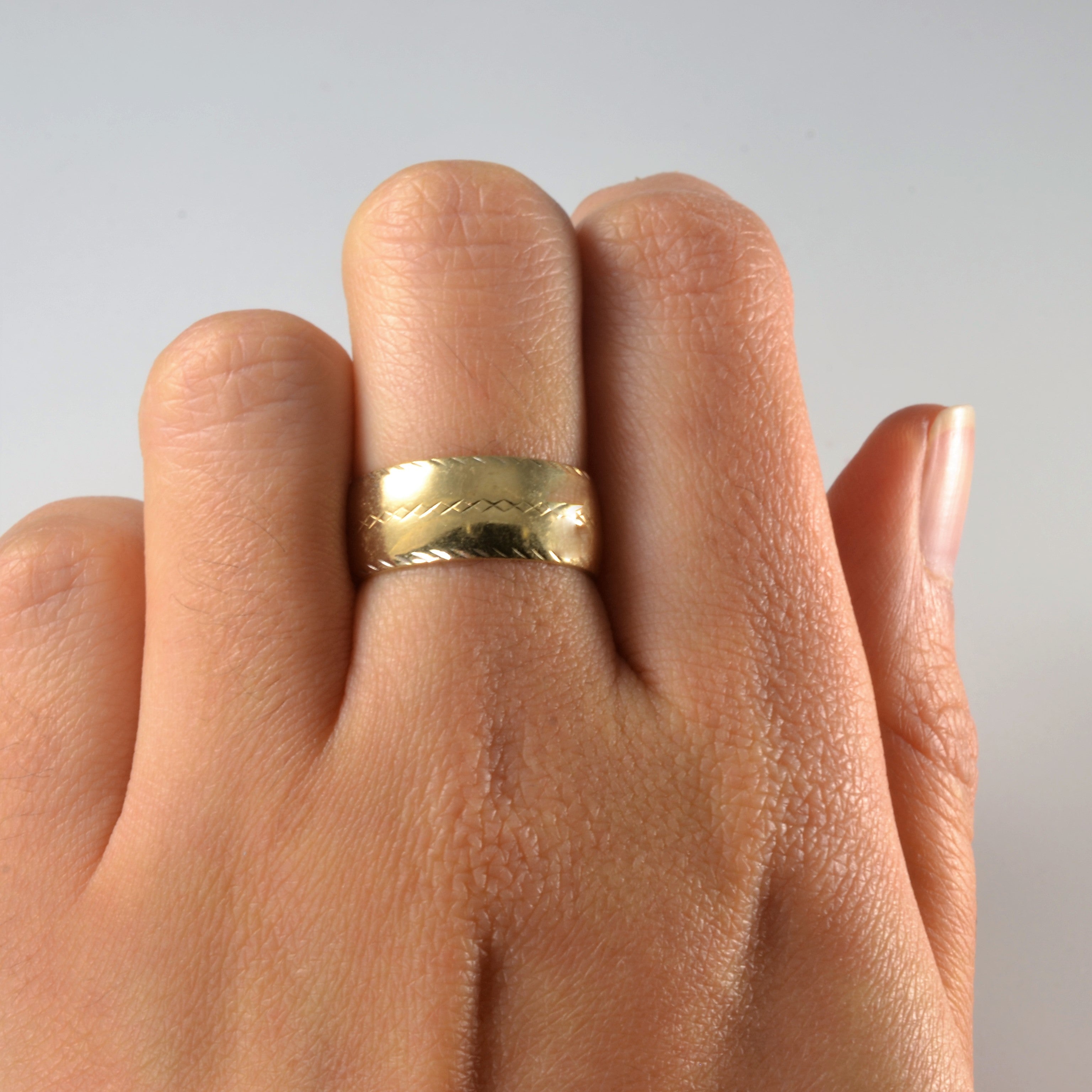 Patterned Wide Gold Band | SZ 6.75 |