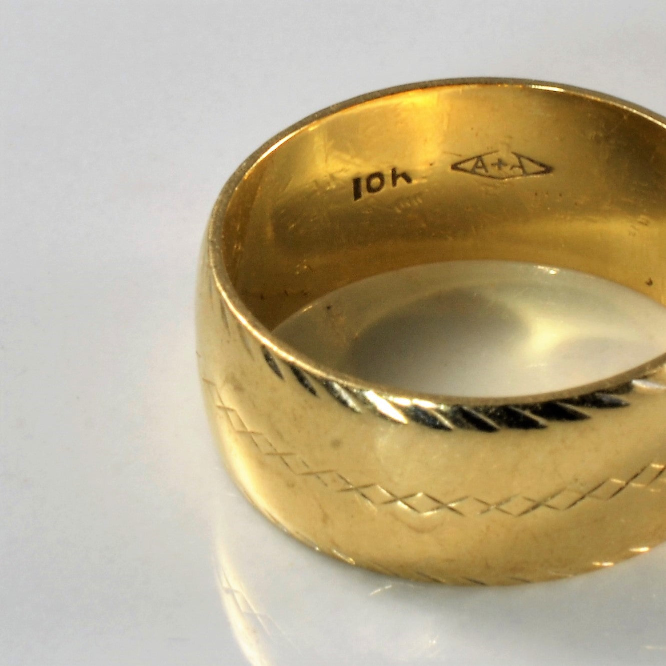 Patterned Wide Gold Band | SZ 6.75 |