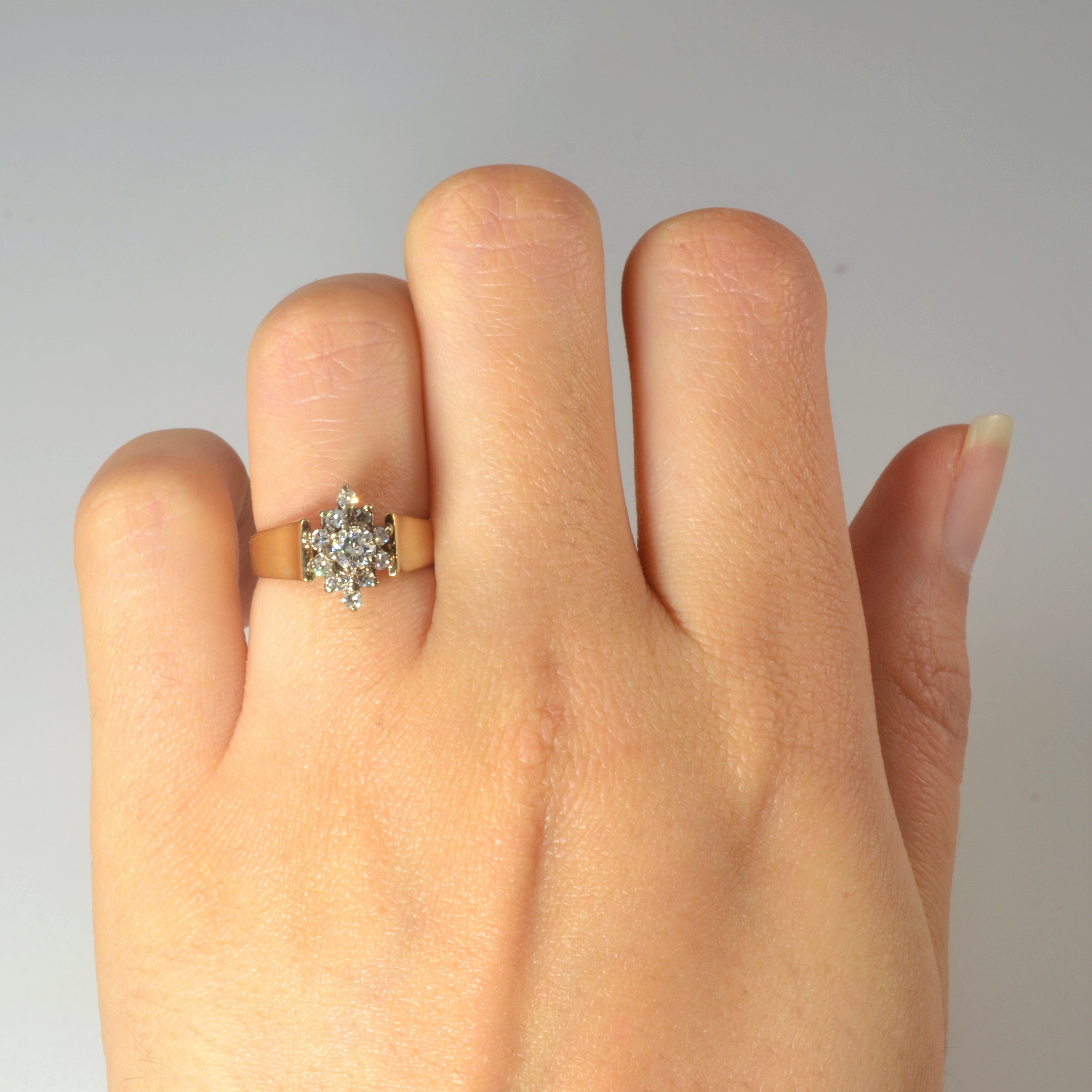 Cluster Diamond Ring | 0.35ctw | SZ 4 |