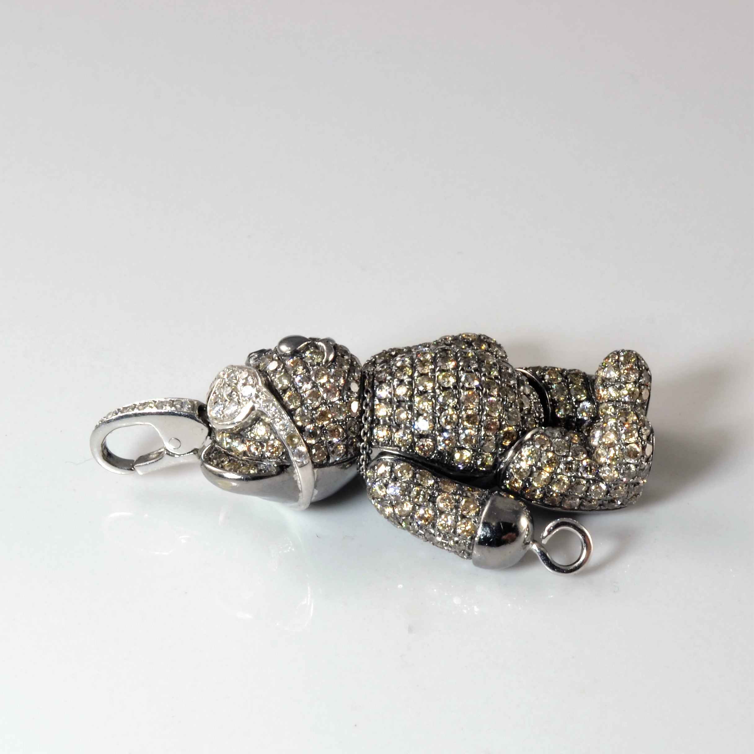 Ours Bo Bo pirate édition limitée « Qeelin » | 3,38 ct |
