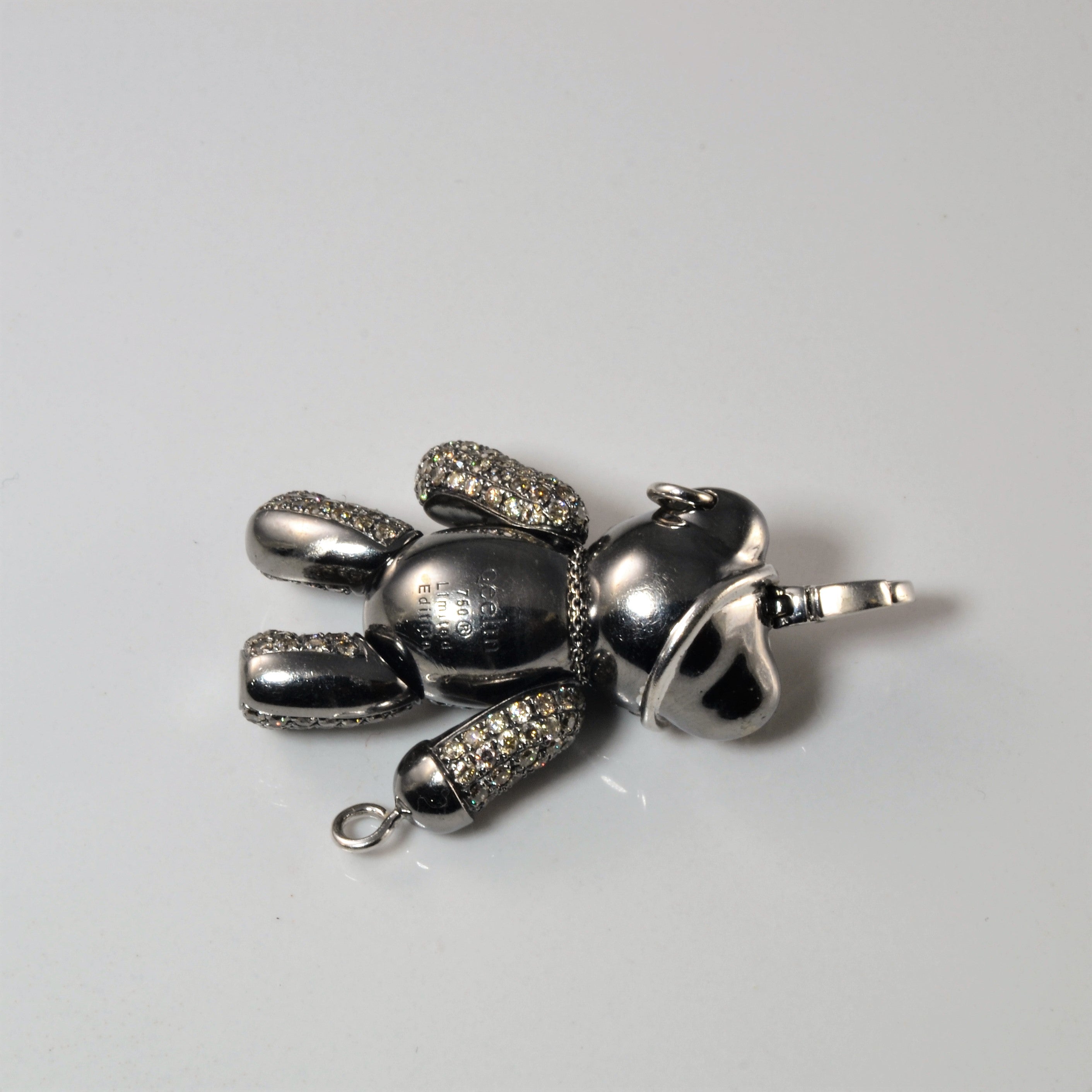 Ours Bo Bo pirate édition limitée « Qeelin » | 3,38 ct |