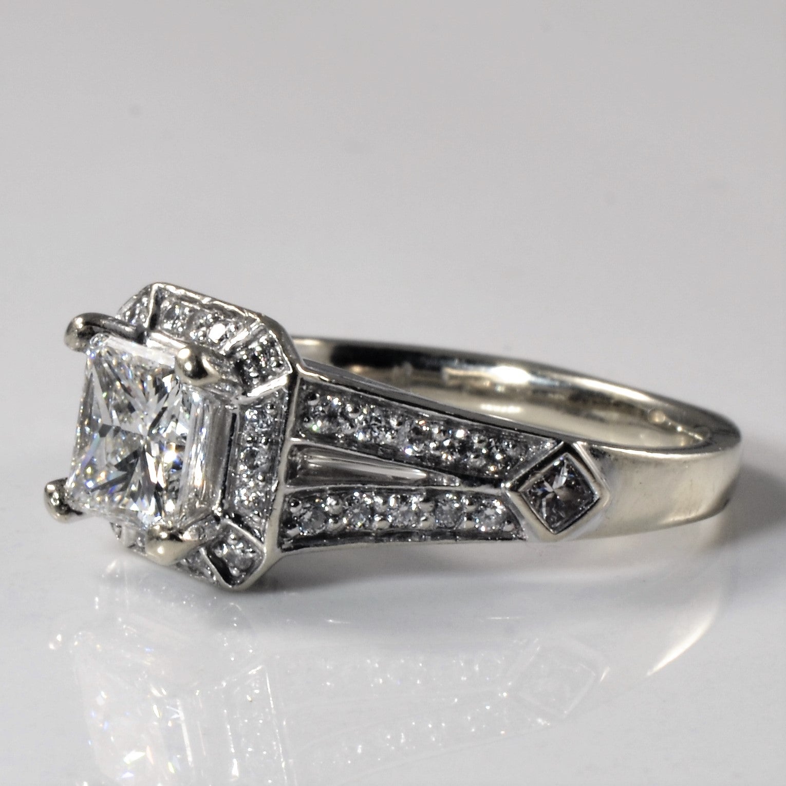 Split Shank Princess Halo Engagement Ring | 1.50ctw | SZ 4.5 |