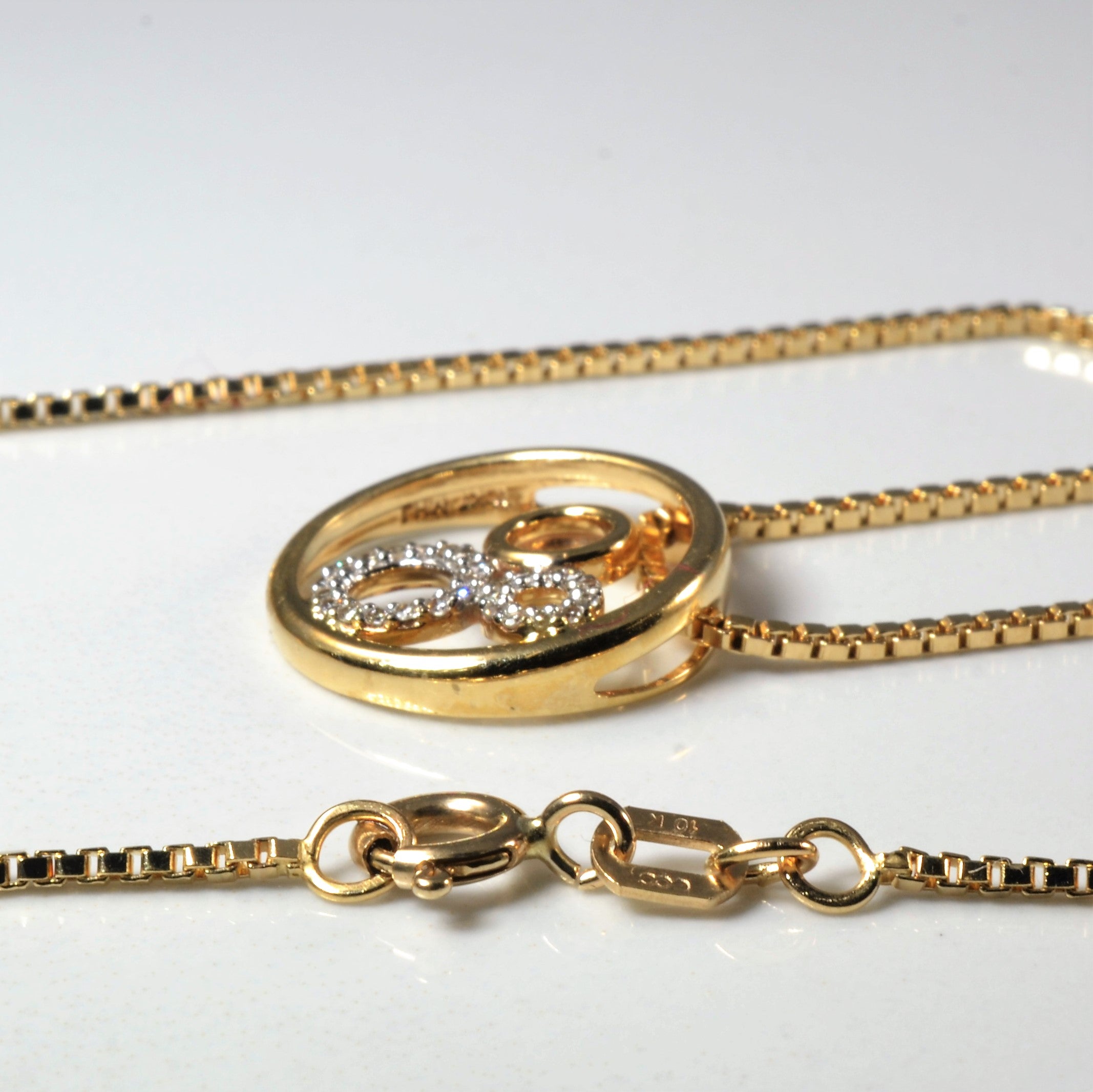 Pave Diamond Circle Necklace | 0.13ctw | 16" |