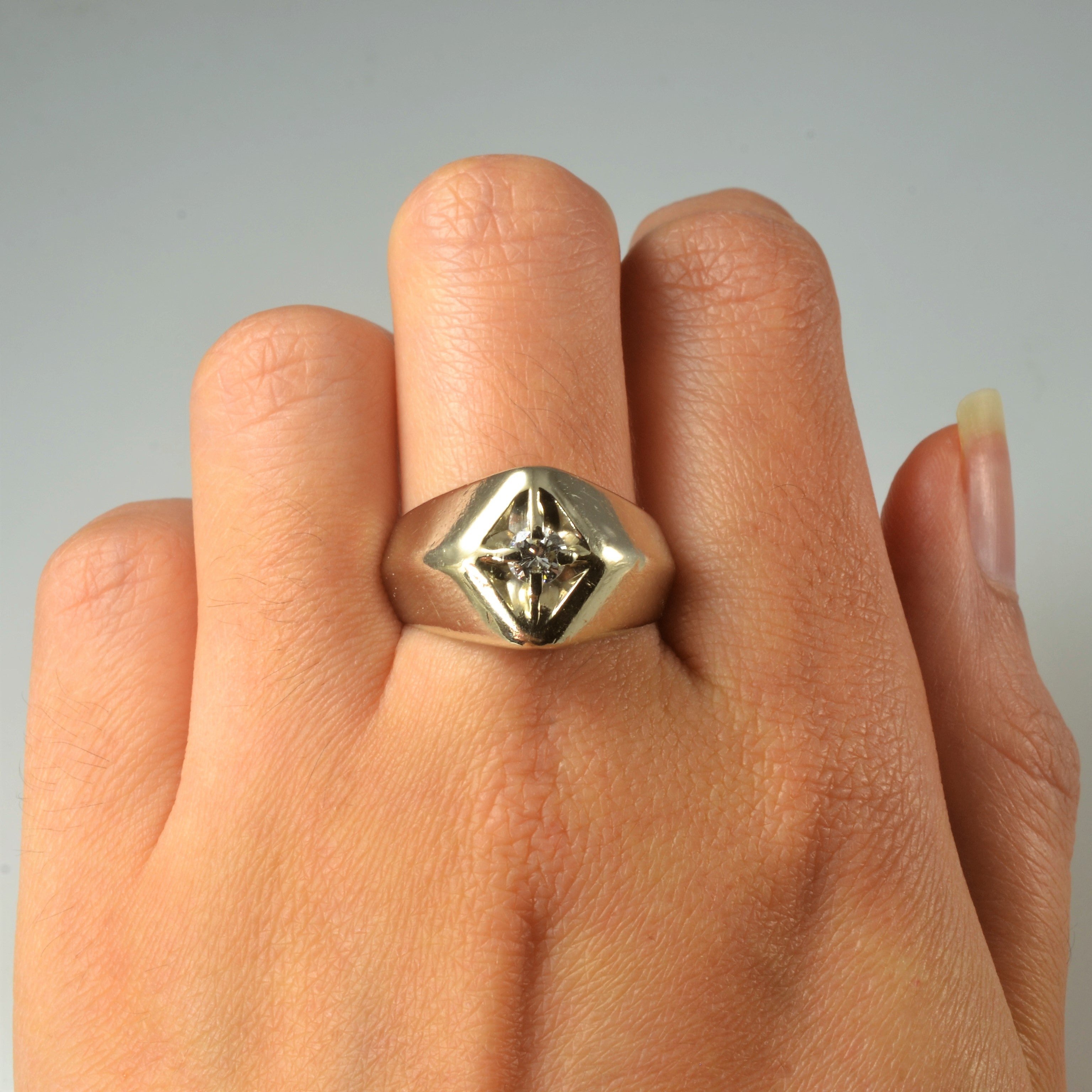Knife Edged Solitaire Diamond Wide Ring | 0.26ct | SZ 8.5 |