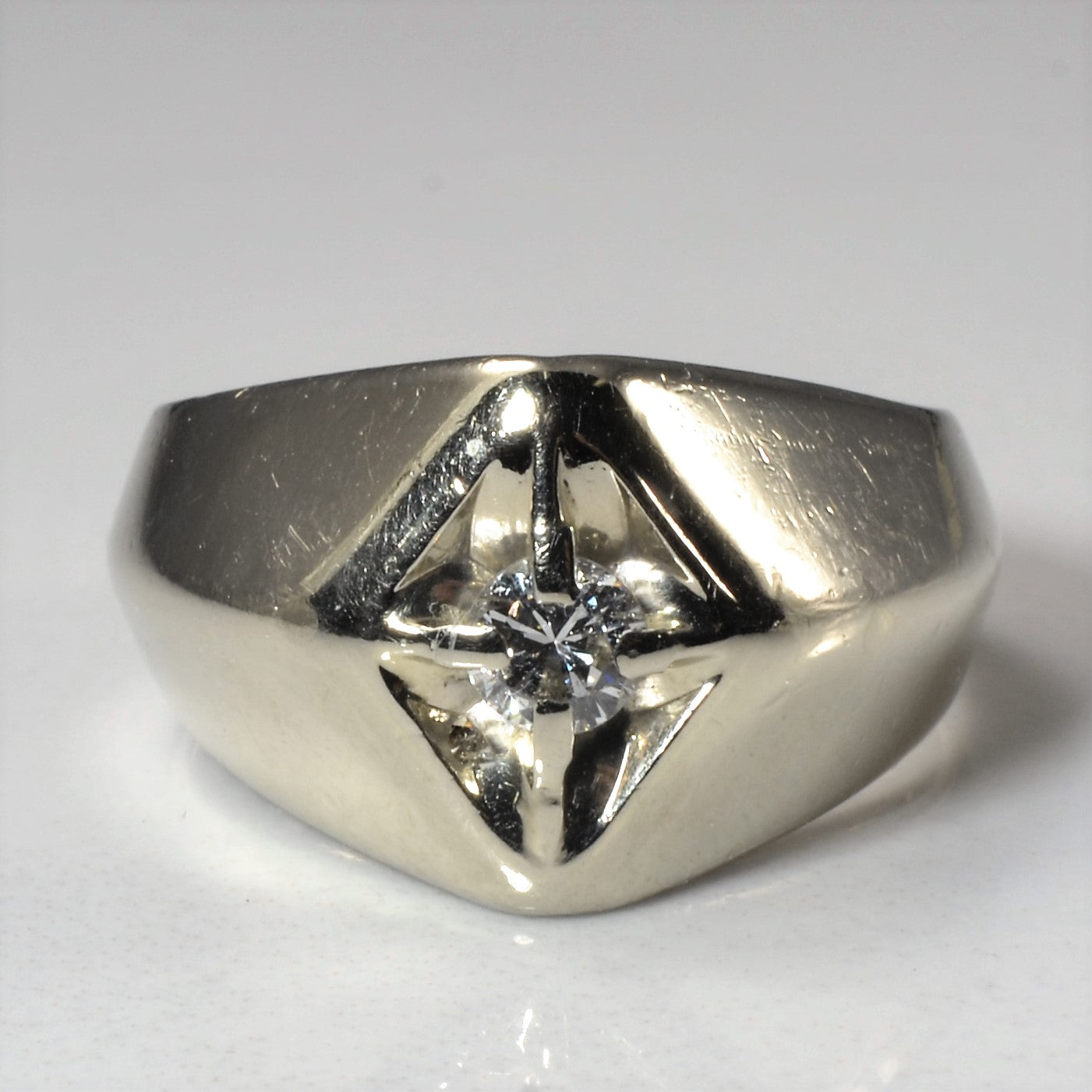 Knife Edged Solitaire Diamond Wide Ring | 0.26ct | SZ 8.5 |