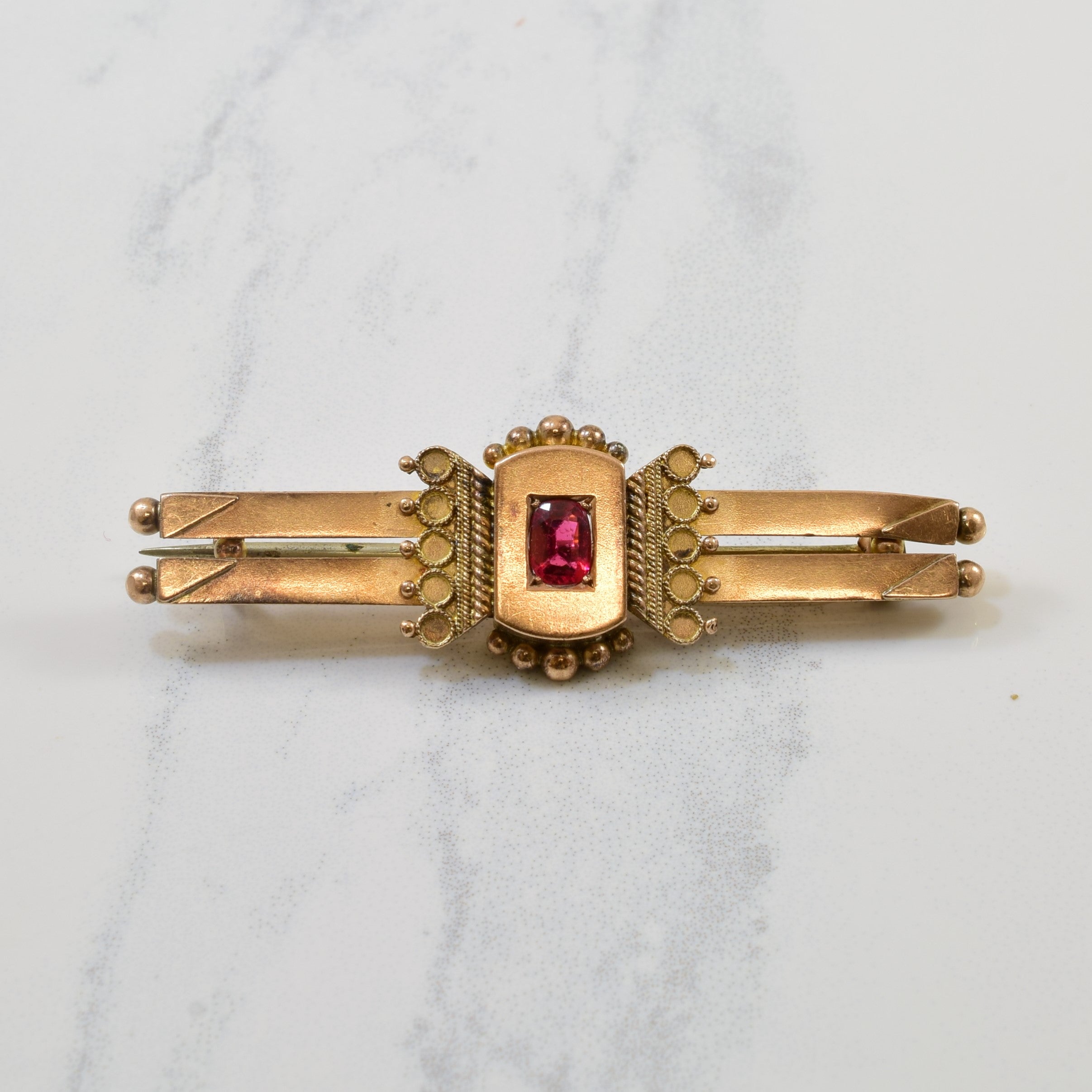 Victorian Oval Cut Garnet Brooch | 0.30ct |