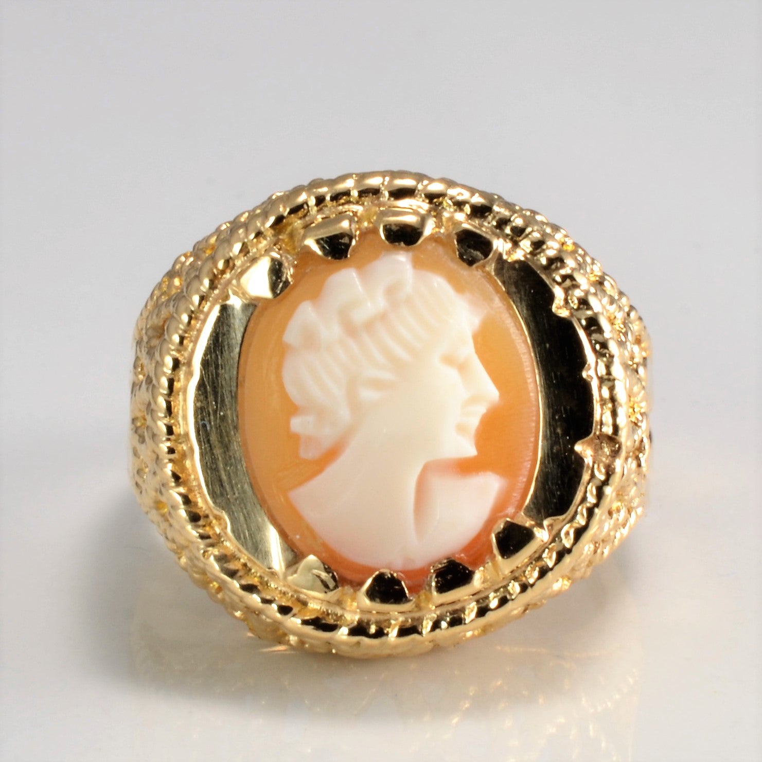 Bezel Set Cameo Vintage Ring | SZ 5.25 |
