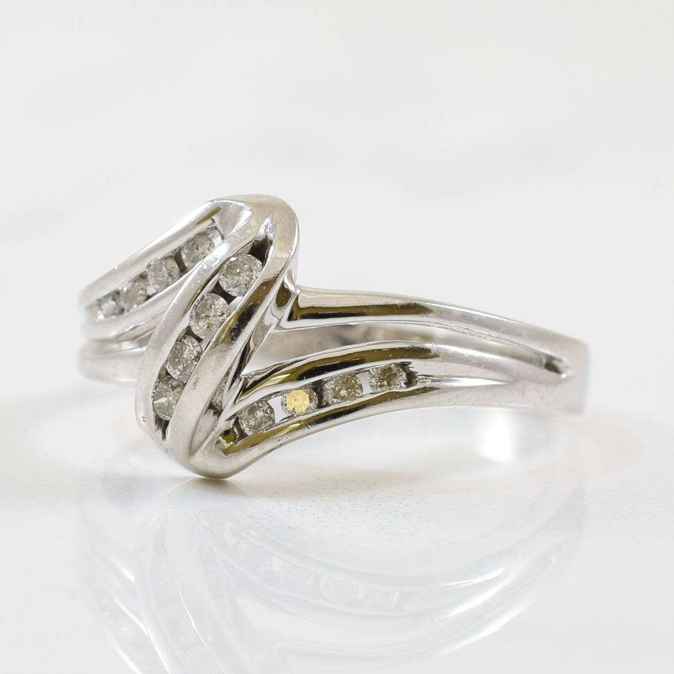 Bague nœud de contournement en diamant | 0,15 ct | Taille 6,5 |