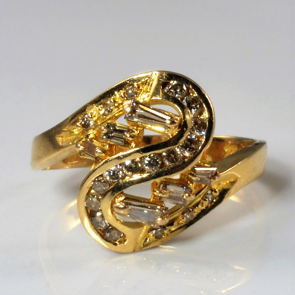 Swirl Channel Diamond Ring | 0.53ctw | SZ 7.75 |