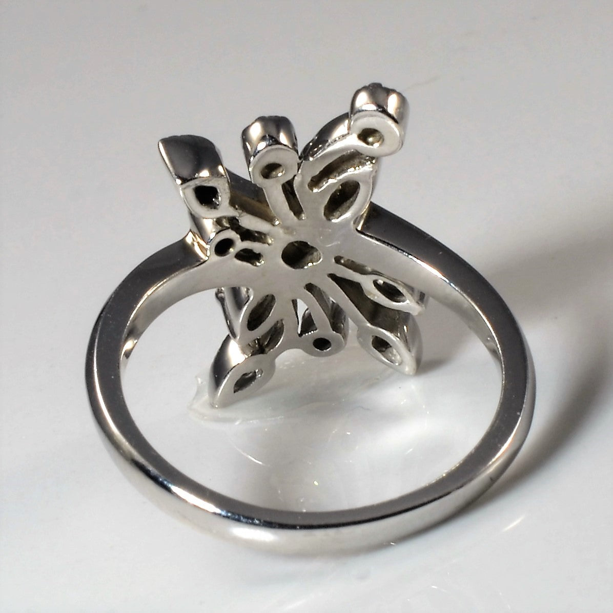 Floral Design Diamond Ring | 0.57ctw | SZ 6.75 |