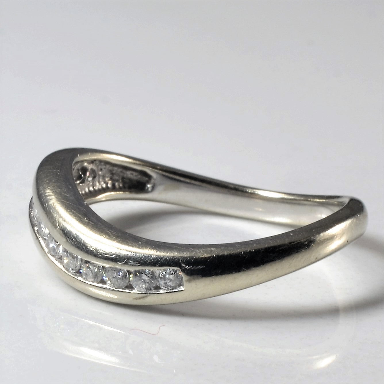 Channel Set Diamond Wave Ring | 0.20ctw | SZ 6.5 |