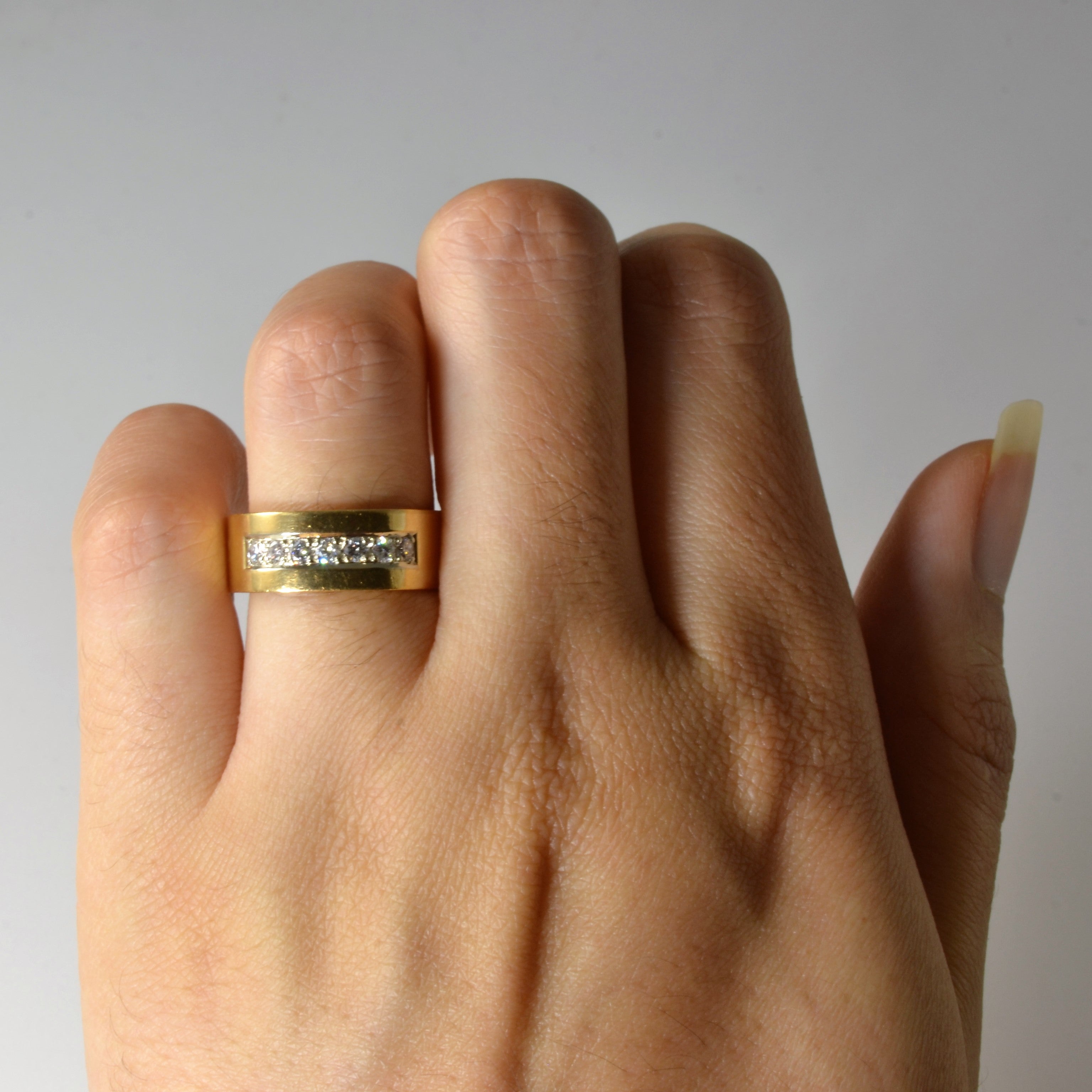 Diamond Wide Band | 0.30ctw | SZ 6.5 |