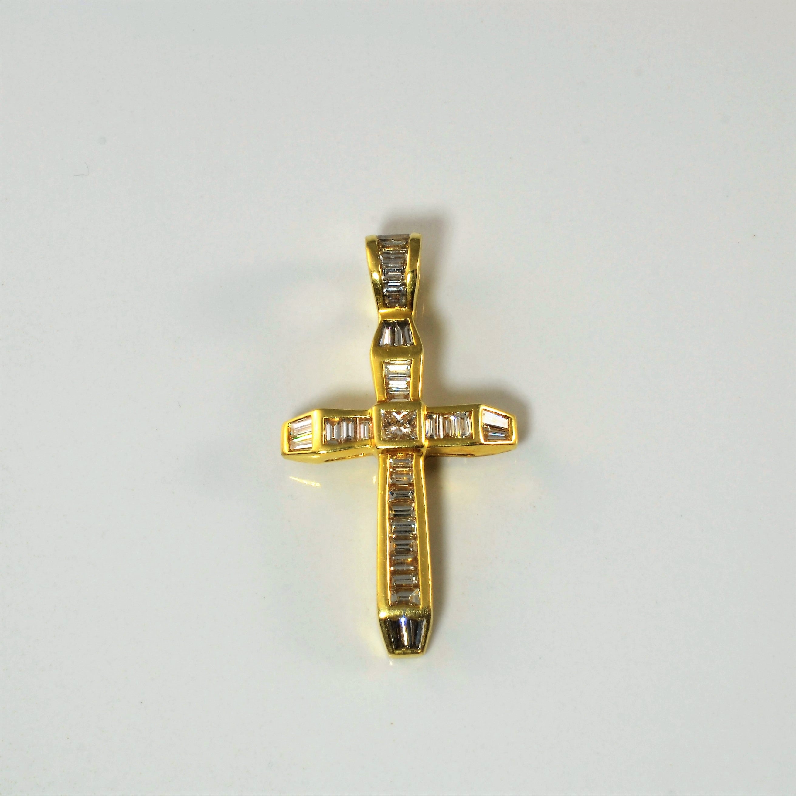 Diamond Cross Pendant | 2.02ctw |