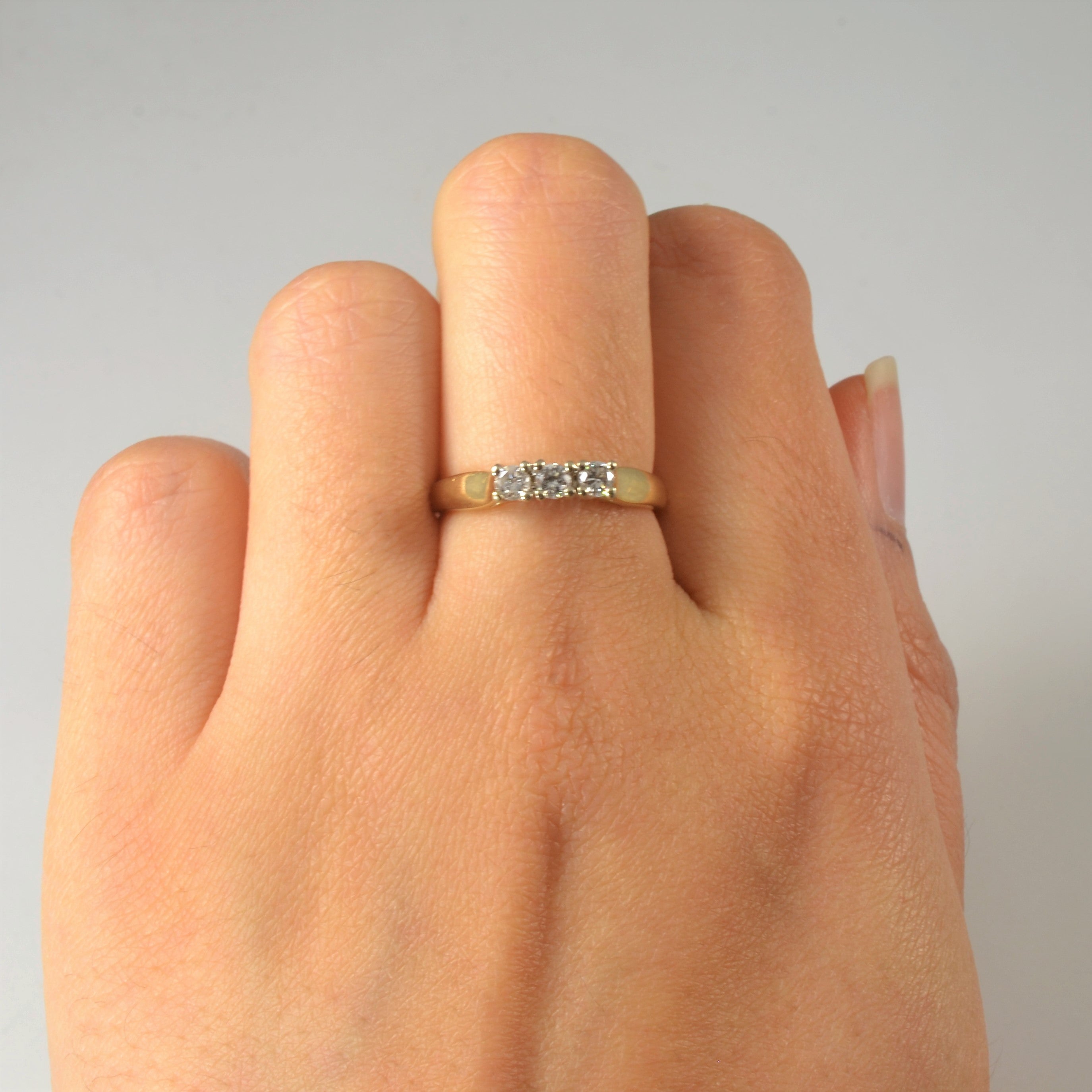 Three Stone Diamond Ring | 0.23ctw | SZ 6.25 |