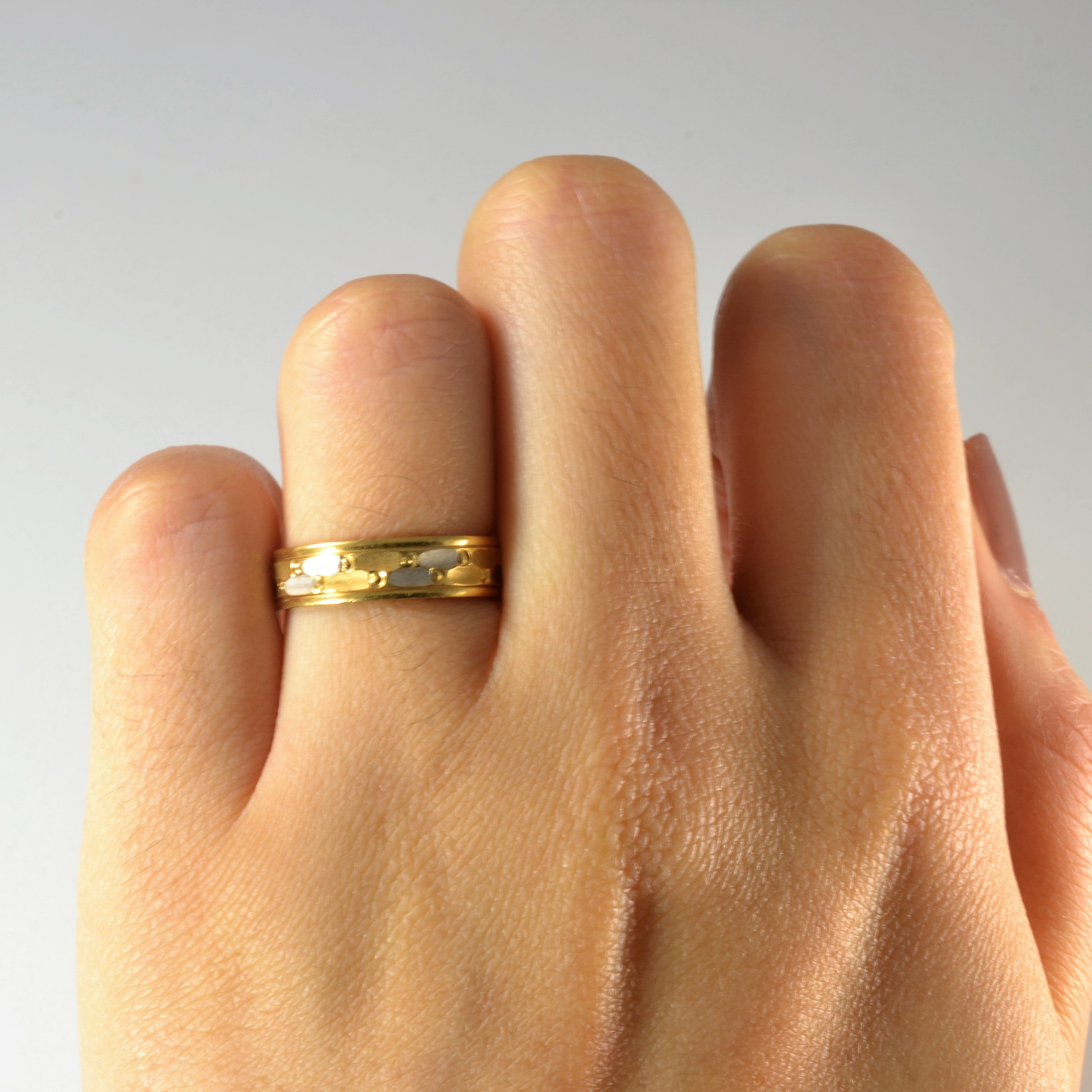 Textured Two Tone Gold Band | SZ 5.5 |