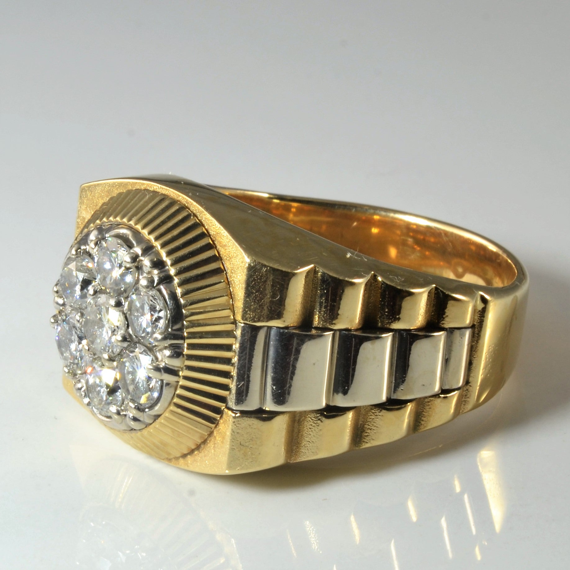 Bague-montre sertie de diamants | 1,75 ct | Taille 14,5 |