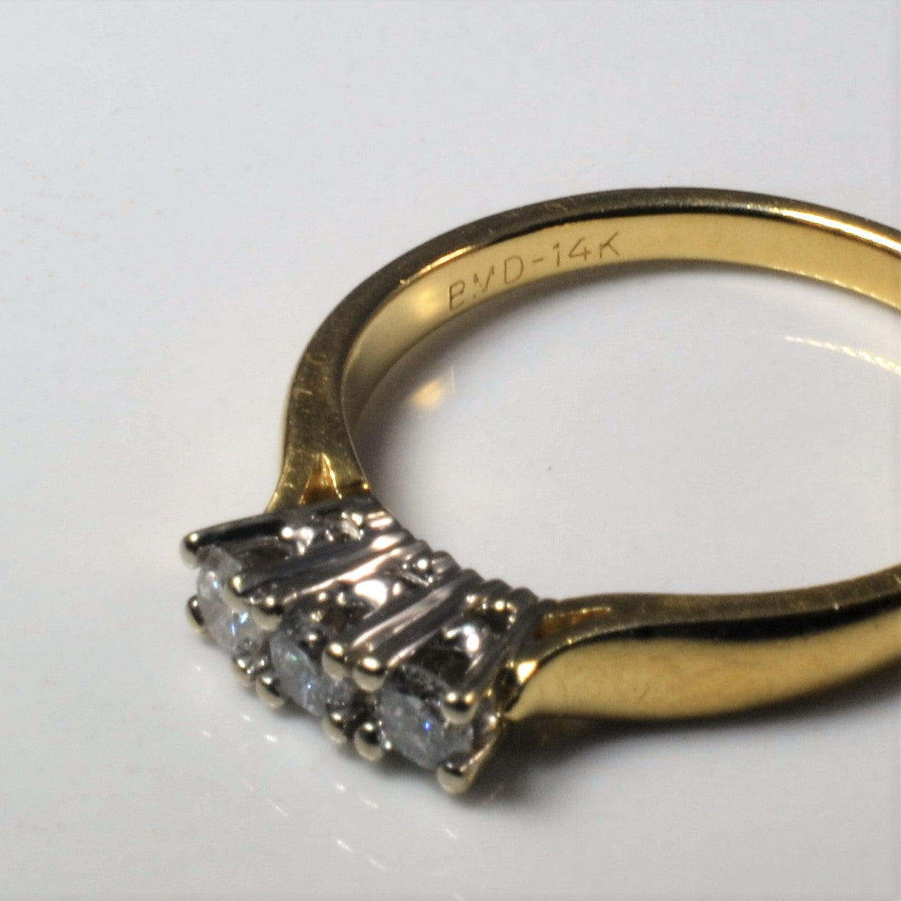Three Stone Diamond Ring | 0.23ctw | SZ 6.25 |