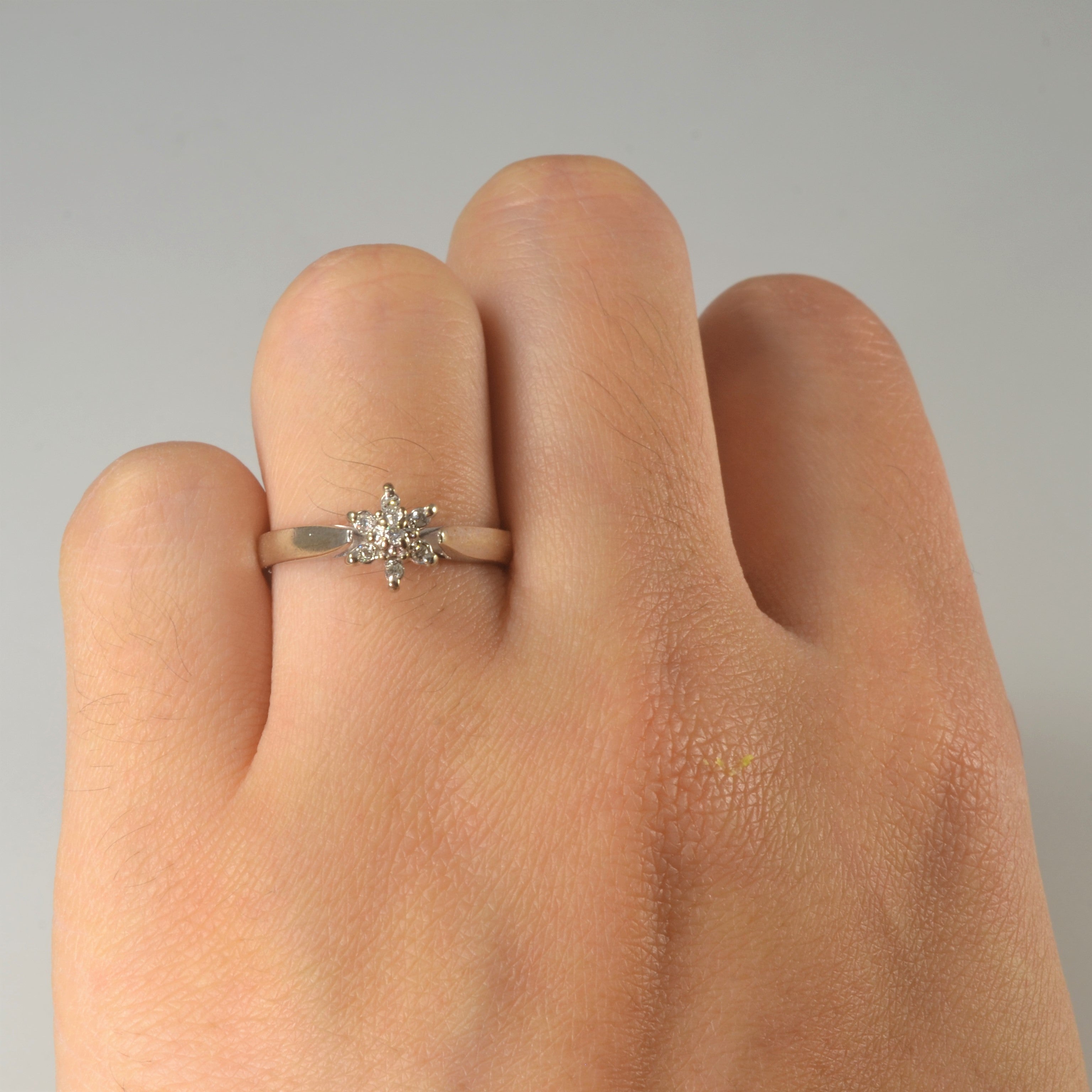 Cluster Diamond Ring | 0.07ctw | SZ 6.25 |