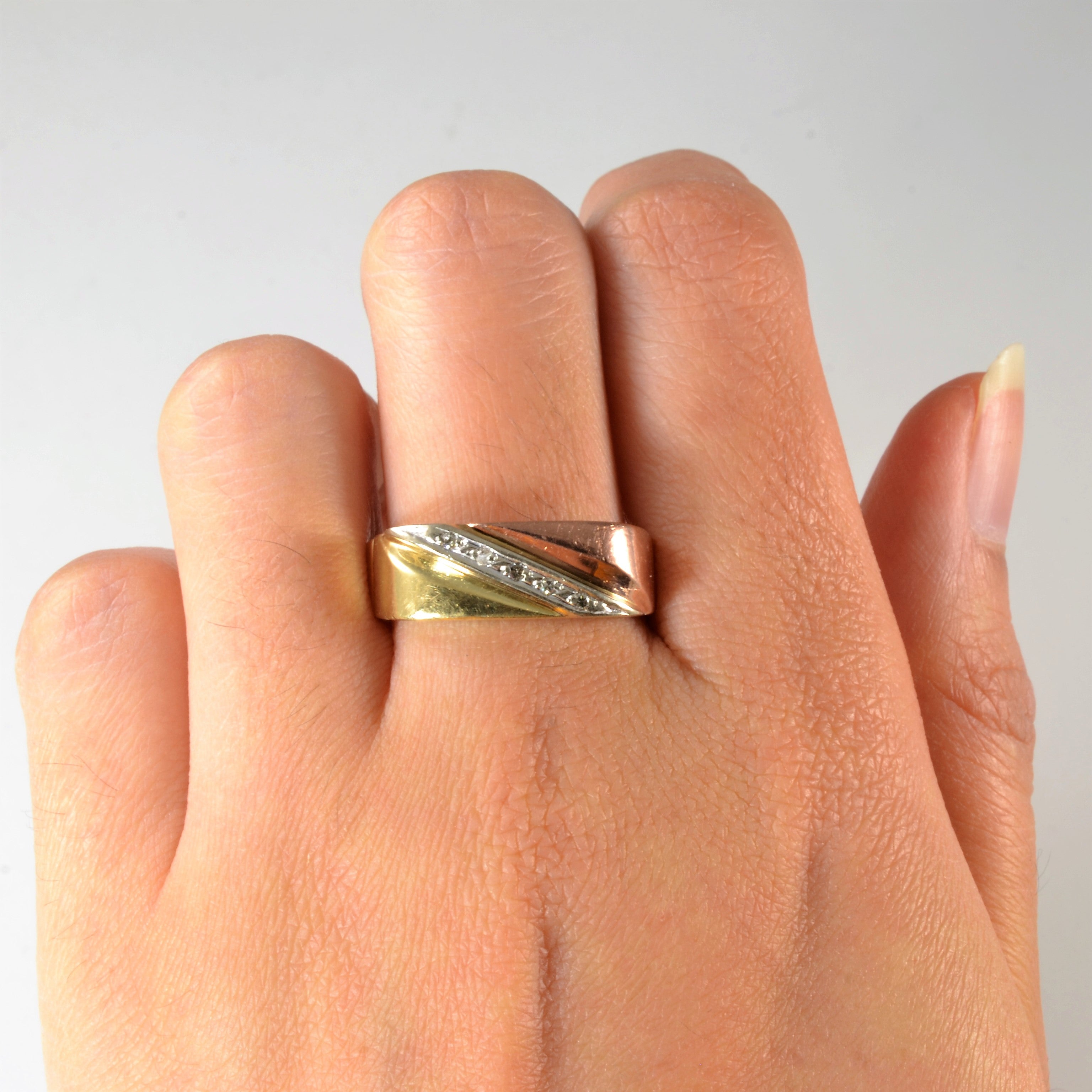 Two Tone Diamond Band | 0.05ctw | SZ 10.5 |