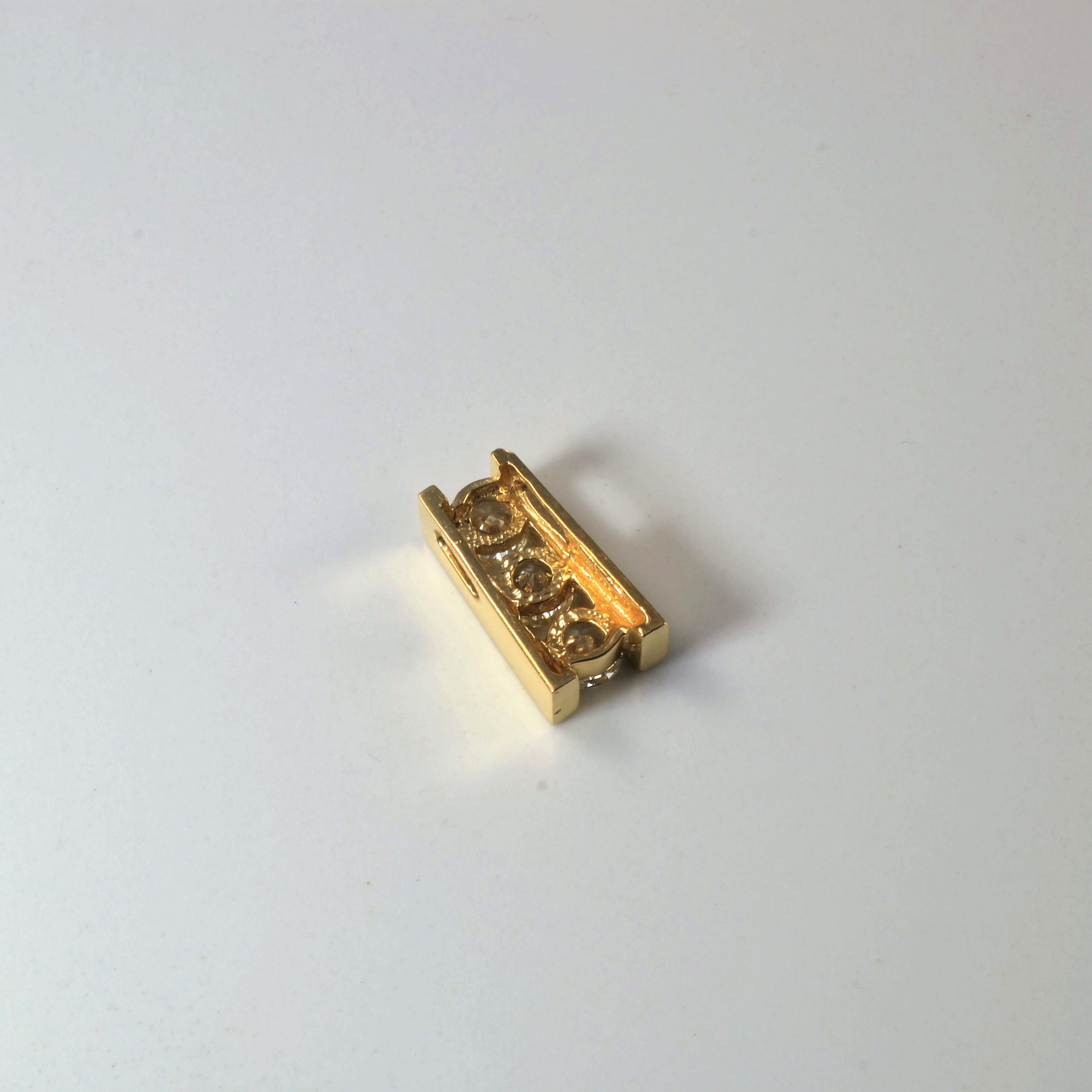 Three Stone Diamond Pendant | 0.97ctw |