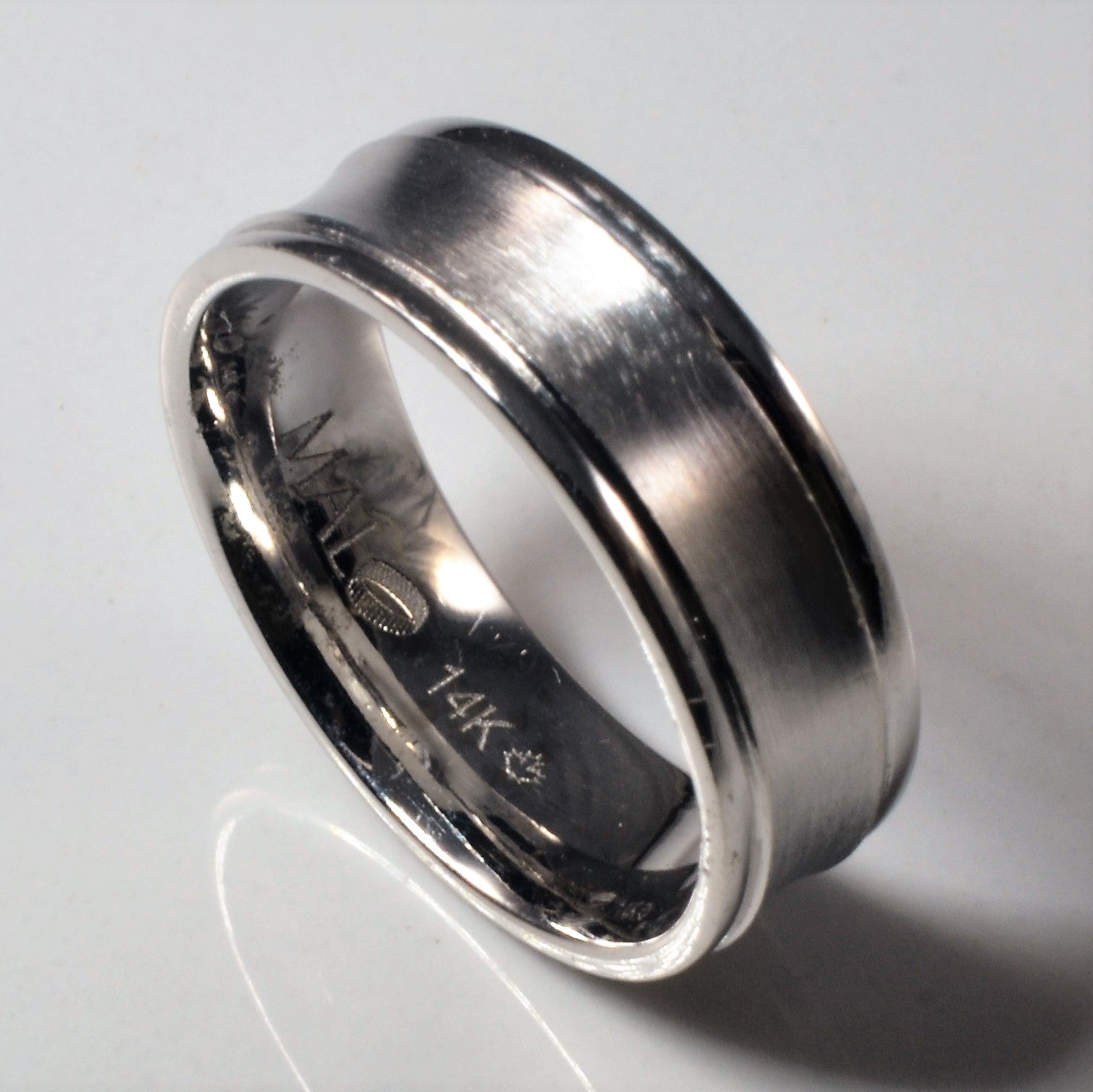 Concave White Gold Band | SZ 9 |