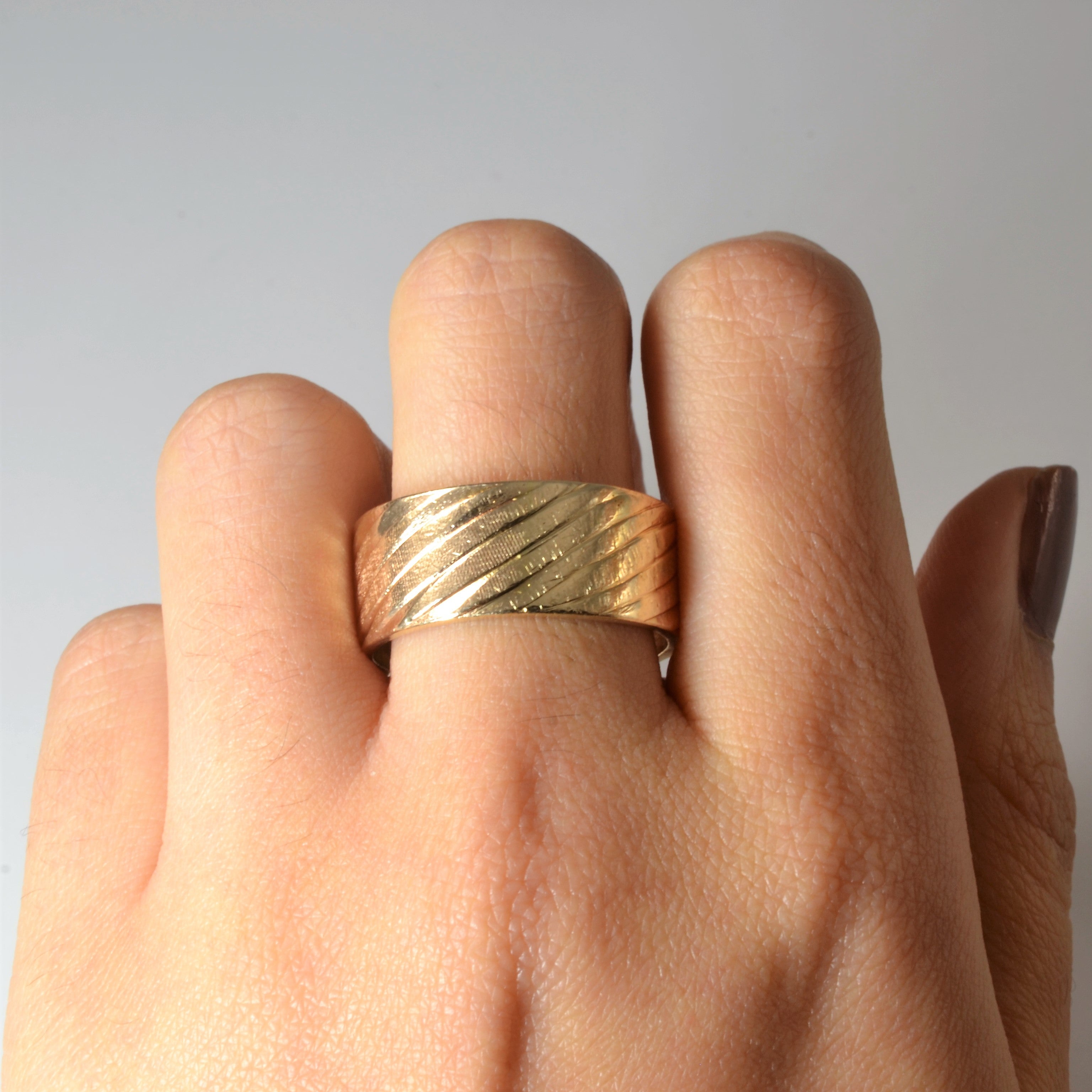 Wide Textured Gold Band | SZ 12 |