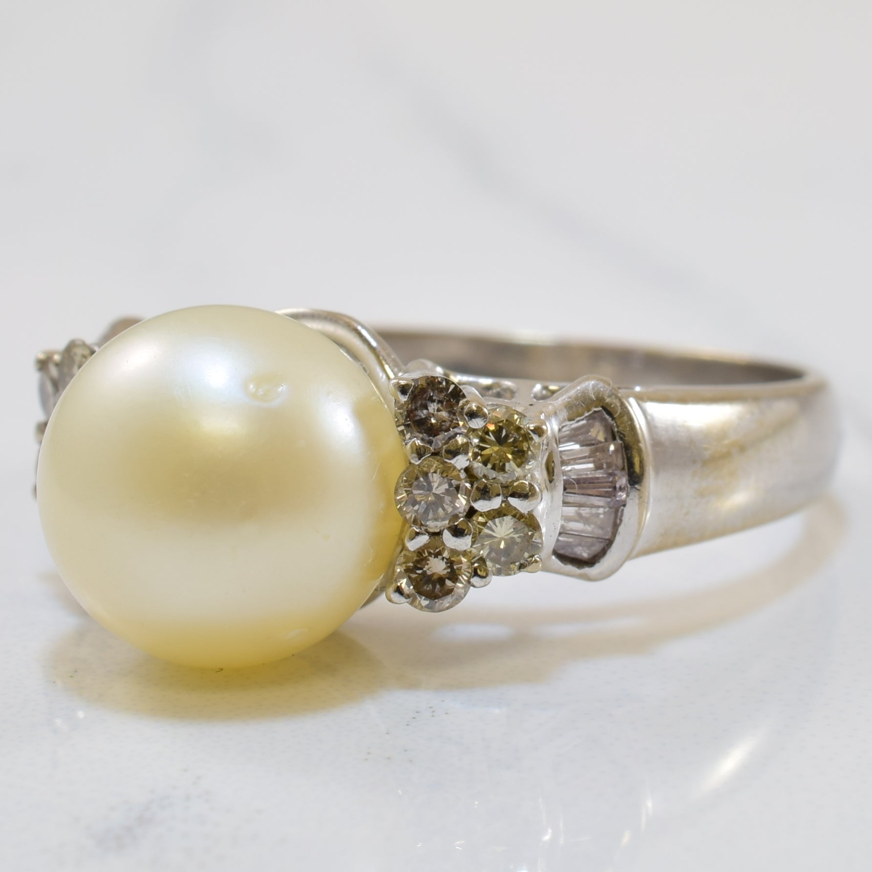 Pearl & Diamond Ring | 7.50ct, 0.35ctw | SZ 8.5 |