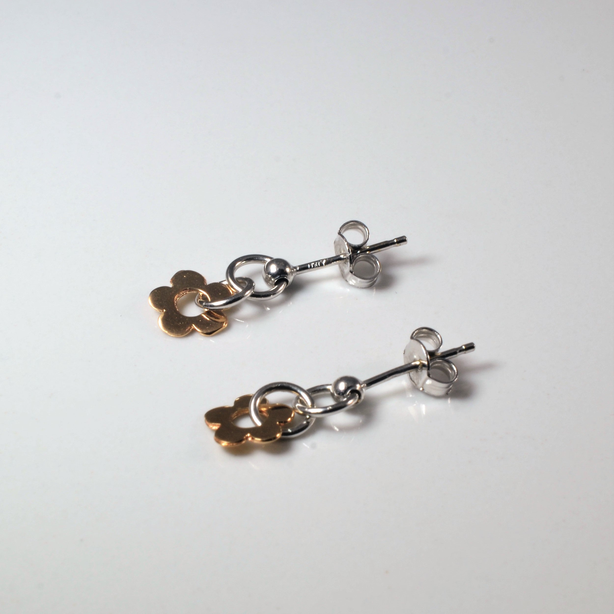 Floral Drop Earrings |