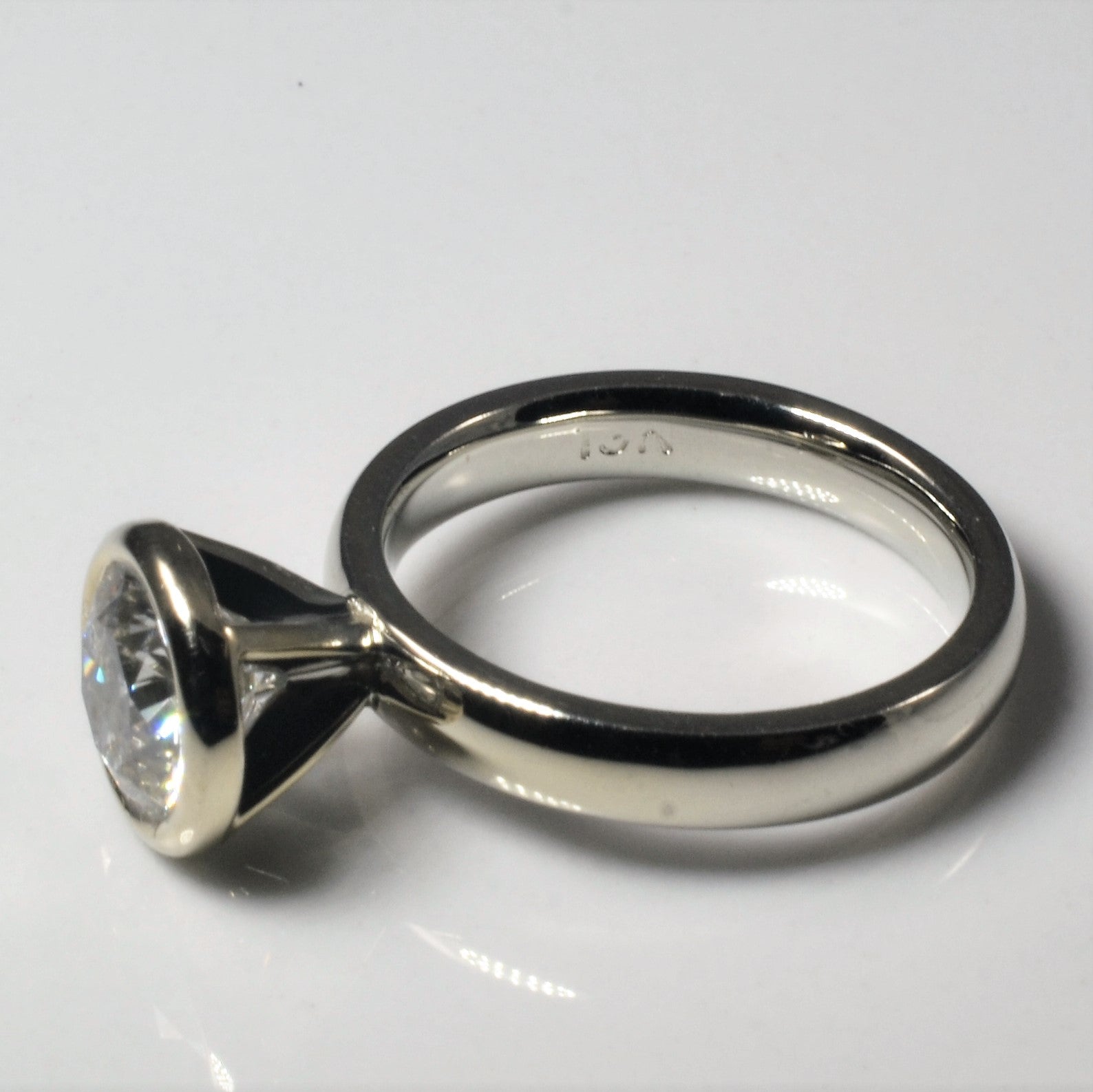 Raised Bezel Diamond Engagement Ring | 1.51ct | SZ 5 |