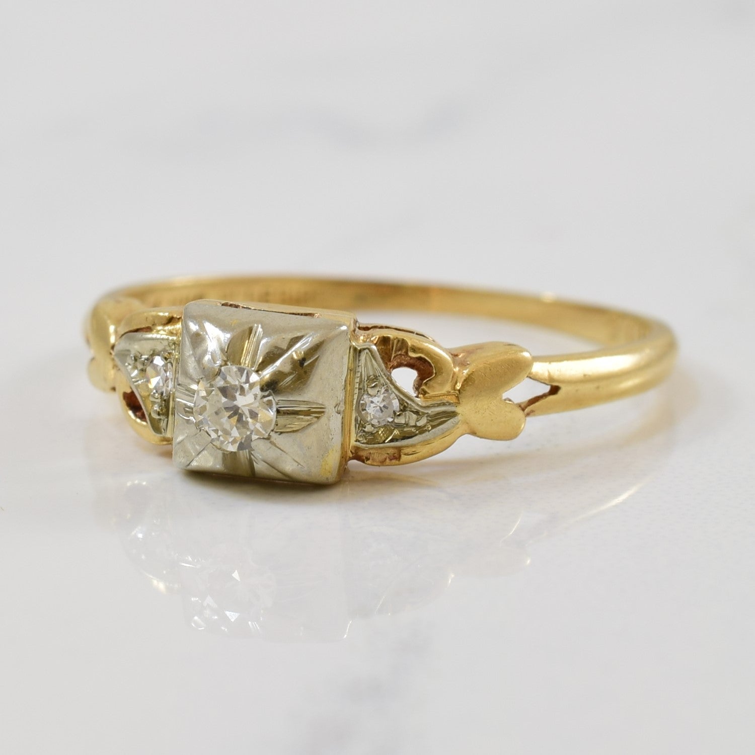 Bluebird' Retro Illusion Set Diamond Ring | 0.07ctw | SZ 6 |