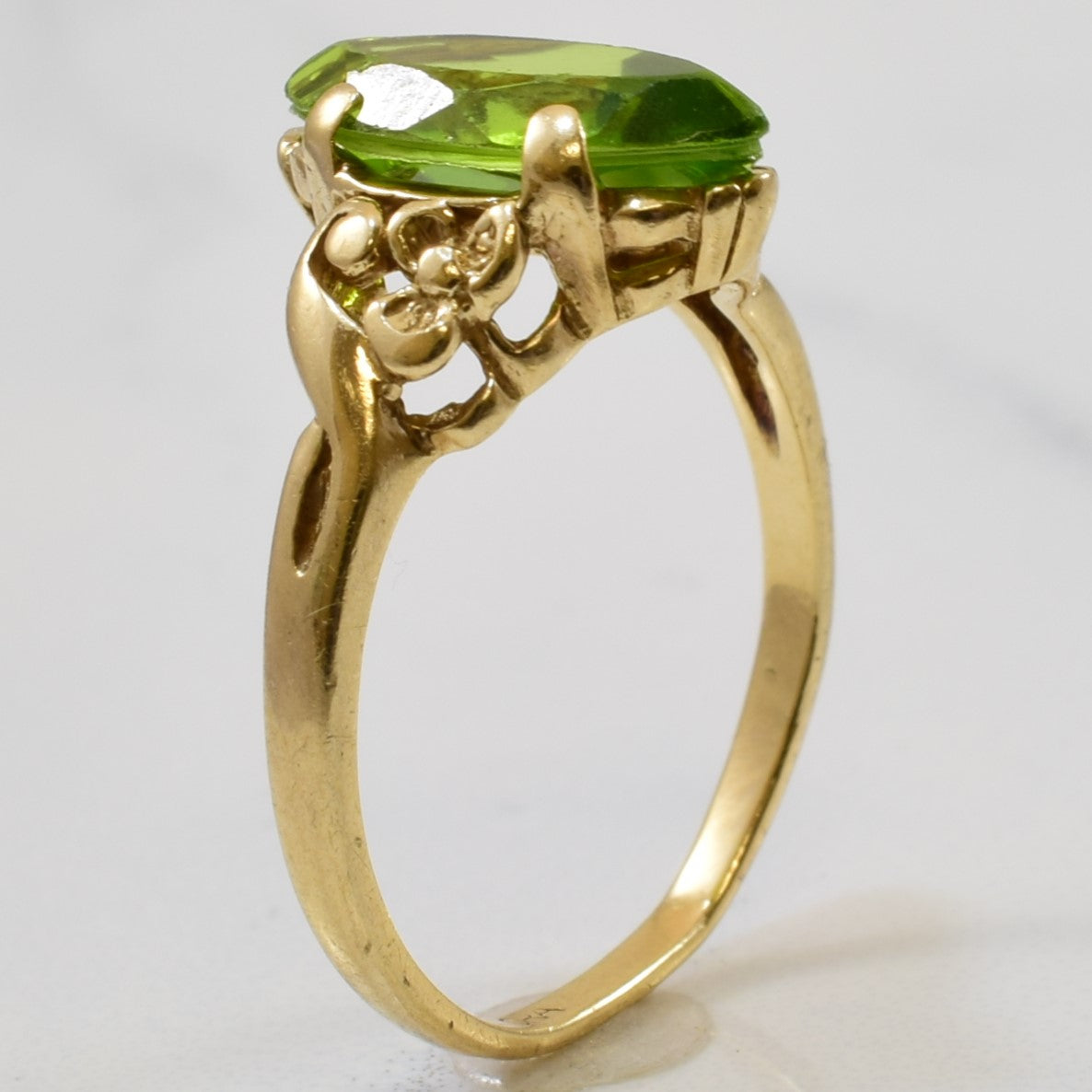 Marquise Cut Peridot Ring | 1.50ct | SZ 5.25 |