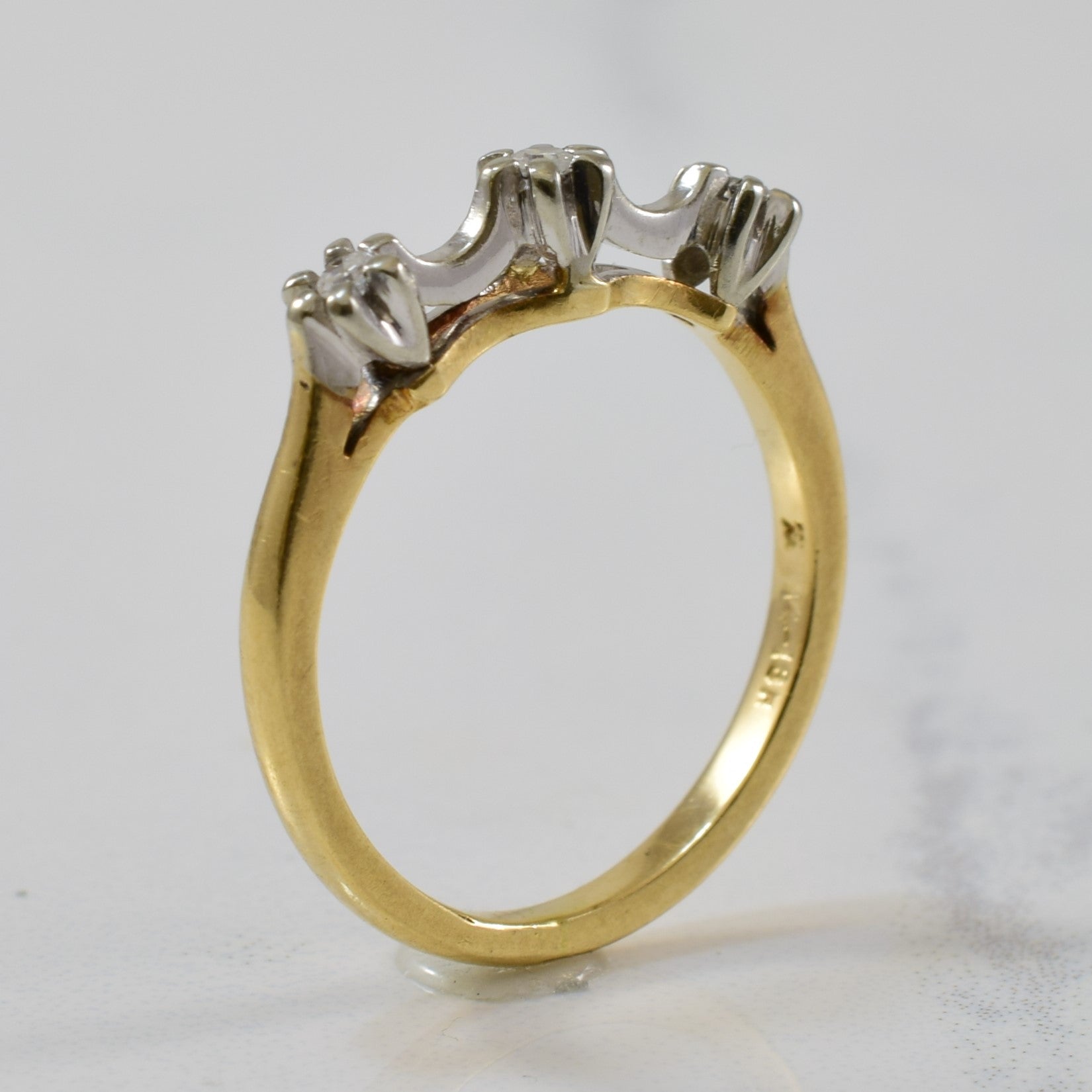 1980s Three Stone Diamond Band | 0.03ctw | SZ 4.5 |