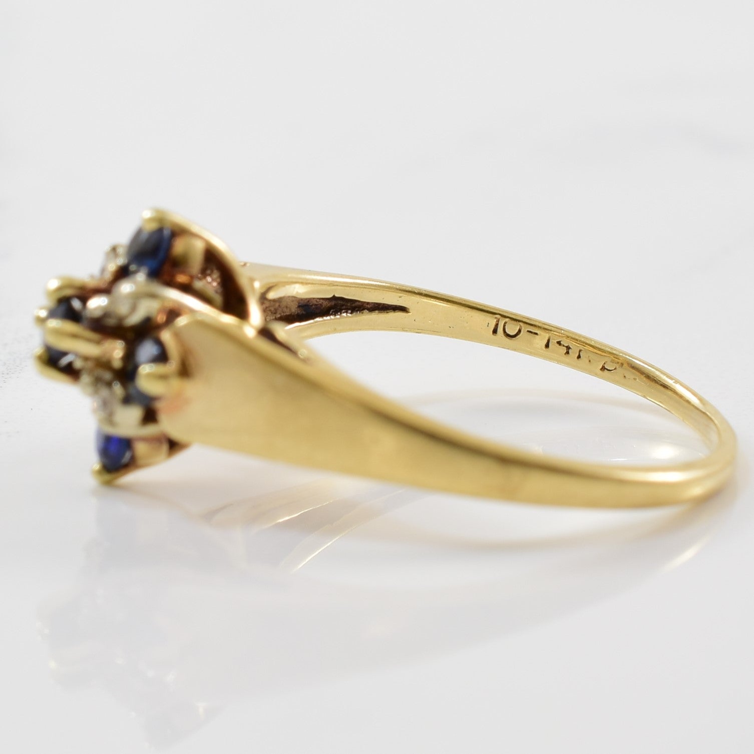 Diamond & Blue Sapphire Cluster Ring | 0.03ctw, 0.30ctw | SZ 6.5 |