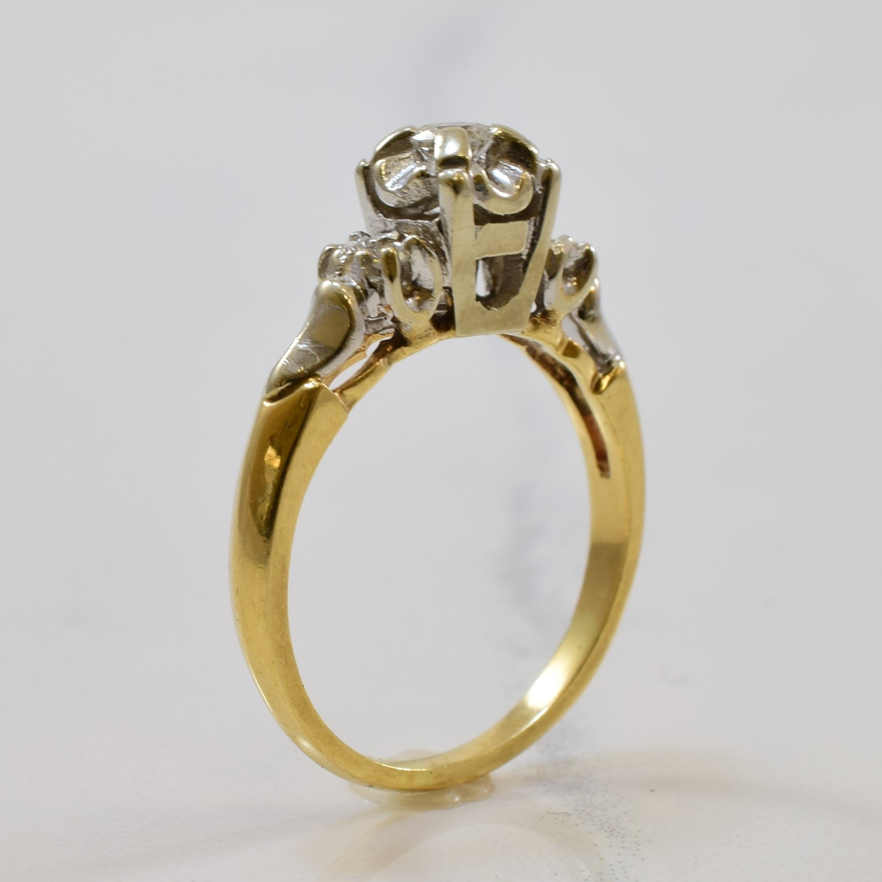 Illusion Set Diamond Ring | 0.14ctw | SZ 5 |