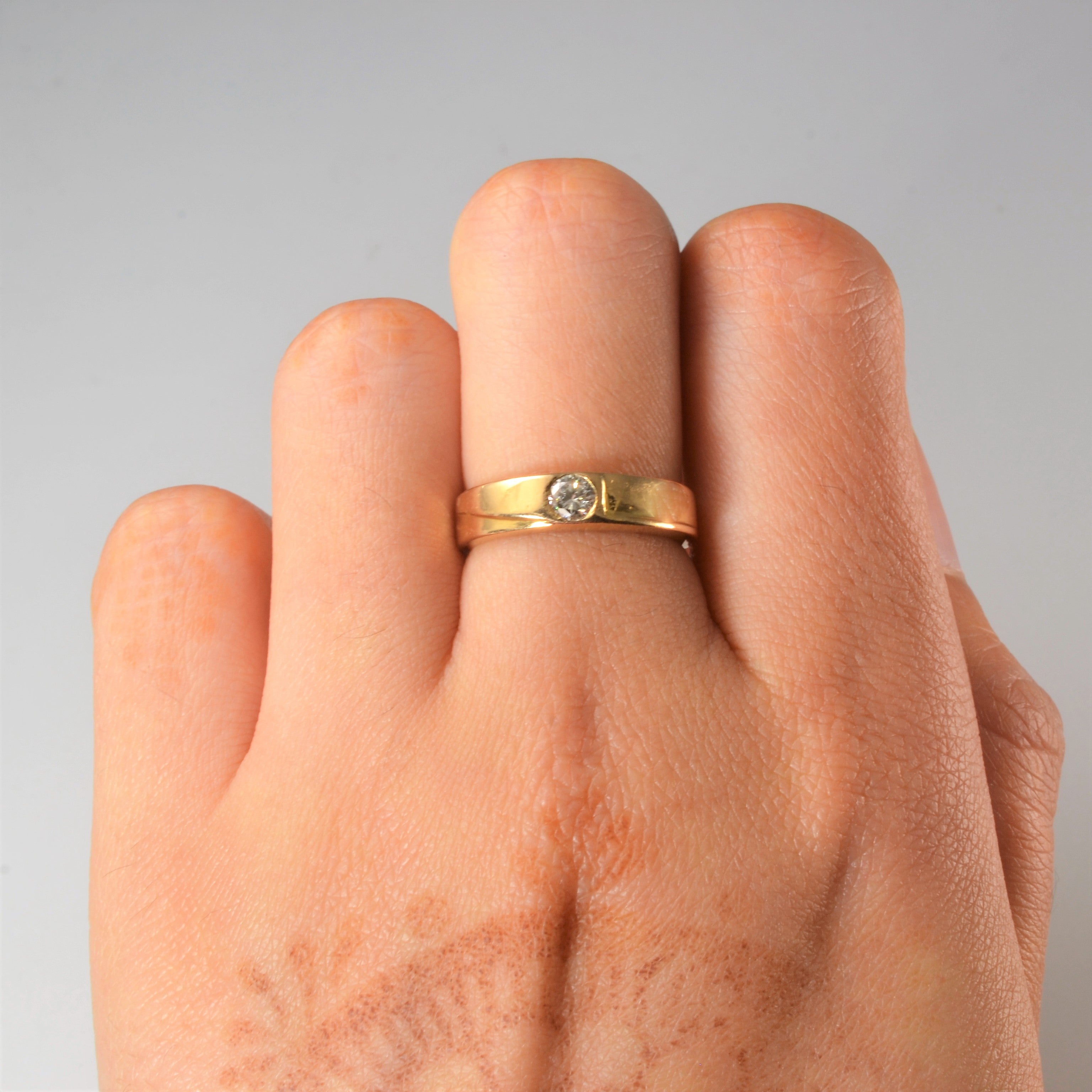 Flush Set Diamond Ring | 0.20ct | SZ 5.75 |