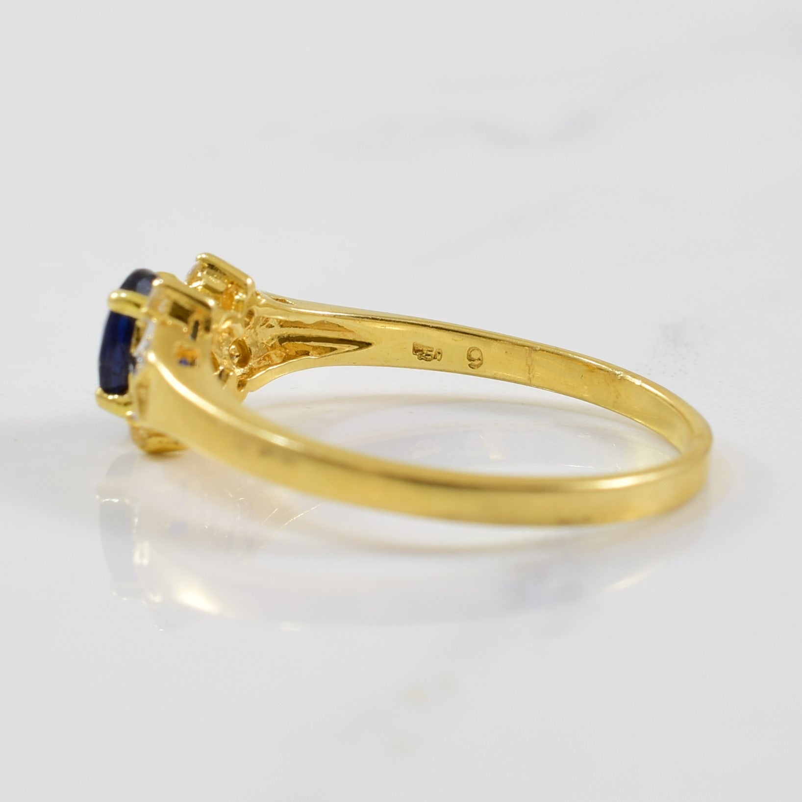 Blue Sapphire & Diamond Engagement Ring | 0.06ctw, 0.68ct | SZ 7.25 |