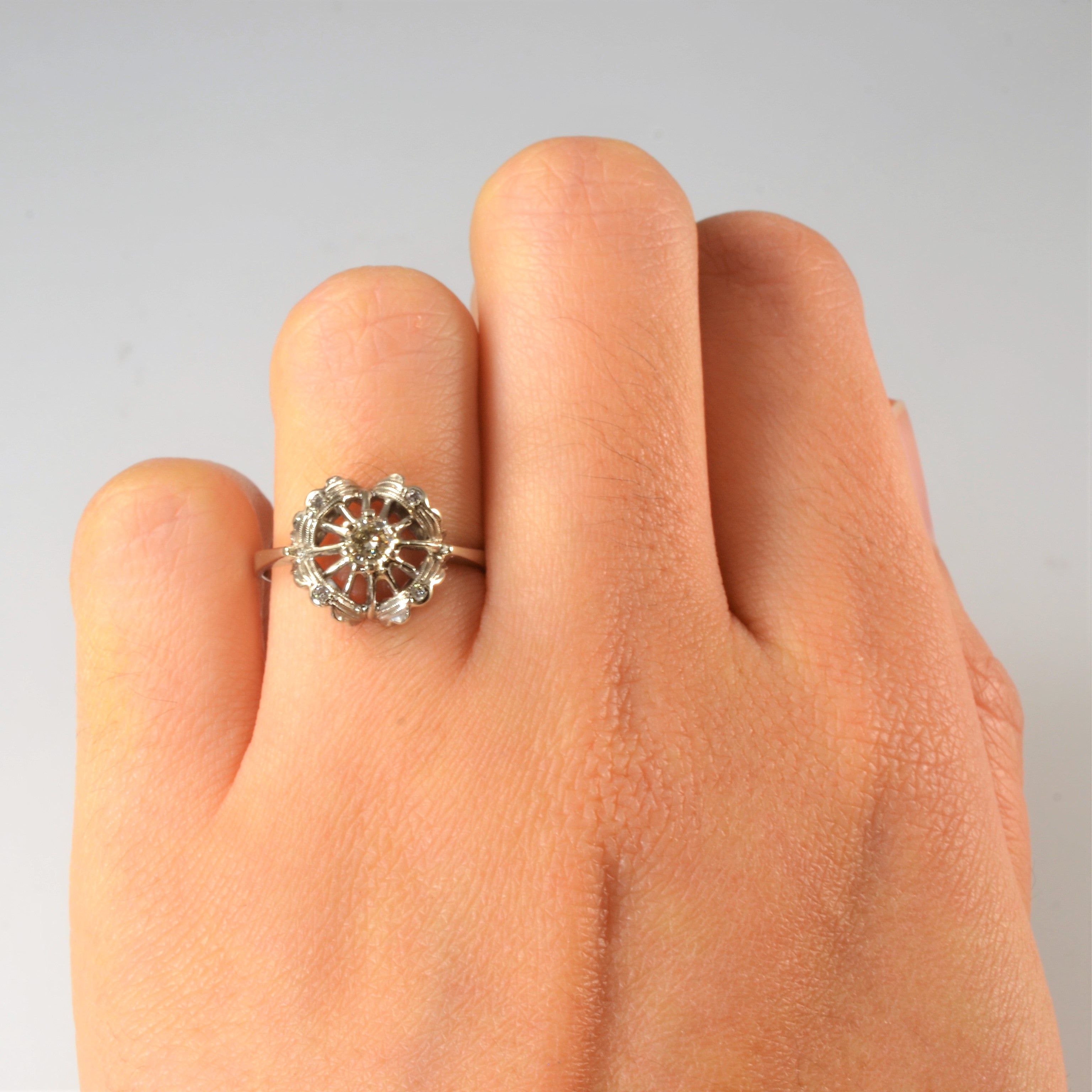Bague sertie d'un diamant texturé de 0,16 ct | Taille 6 |