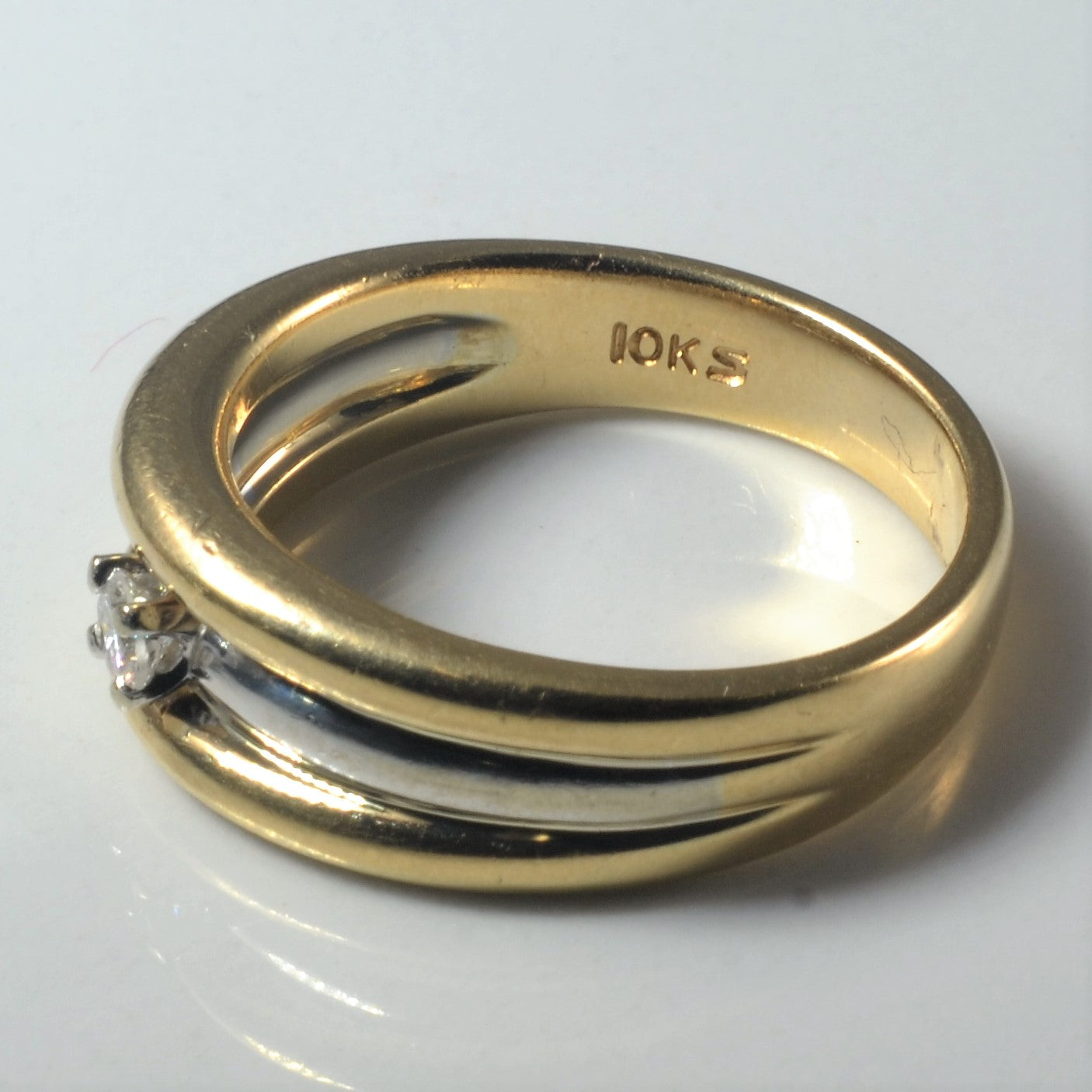 Two Tone Gold Diamond Ring | 0.08ct | SZ 8 |