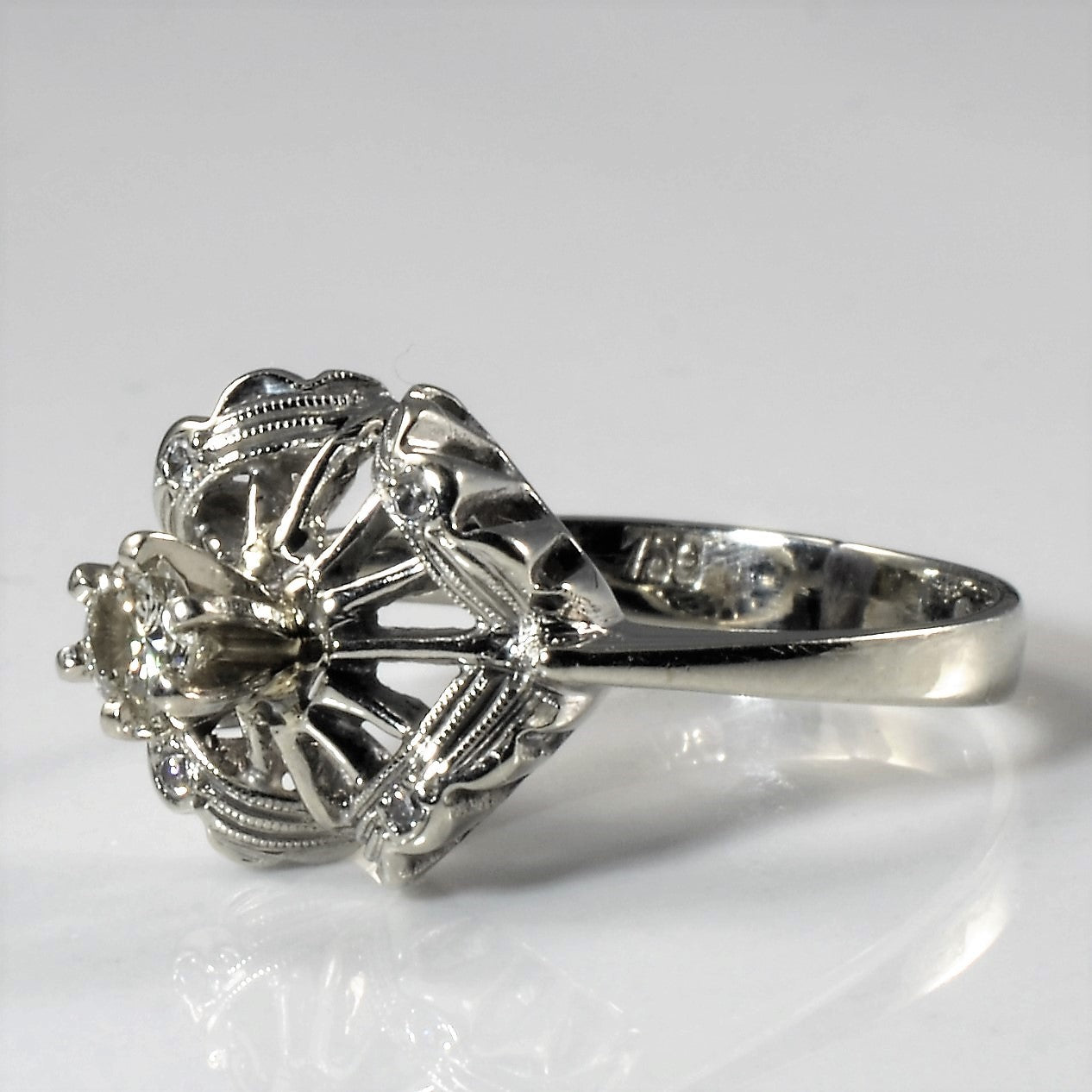 Bague sertie d'un diamant texturé de 0,16 ct | Taille 6 |