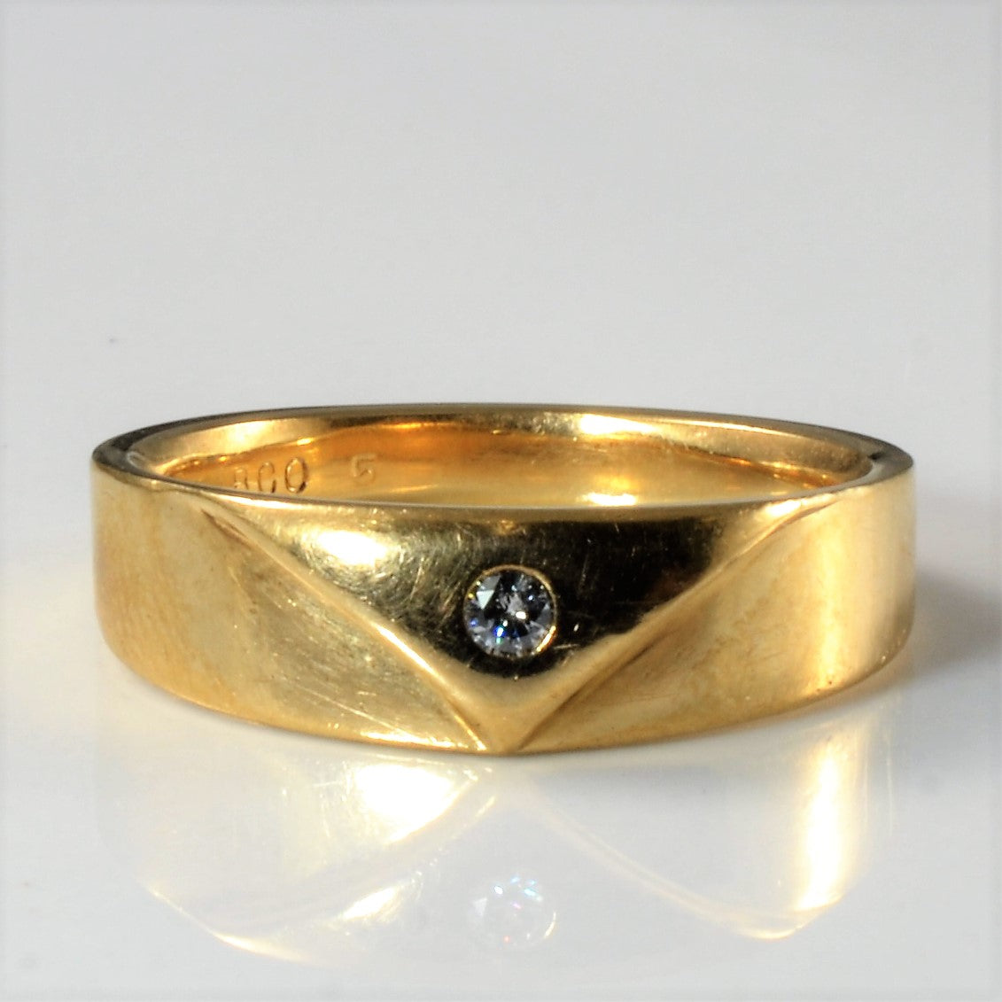 Flush Set Diamond Band | 0.04ct | SZ 6 |