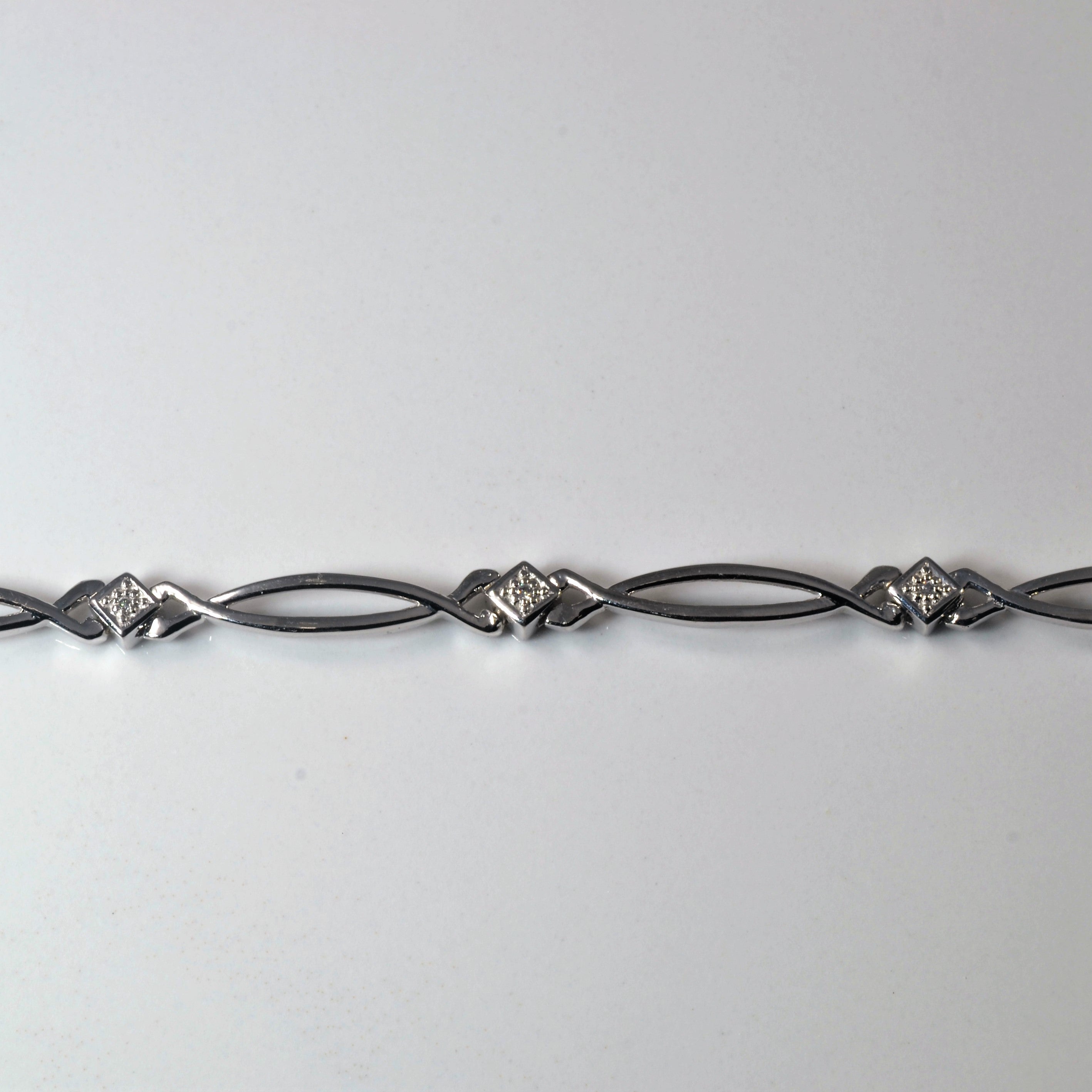 Crossover Diamond Bracelet | 0.04ctw | 8" |