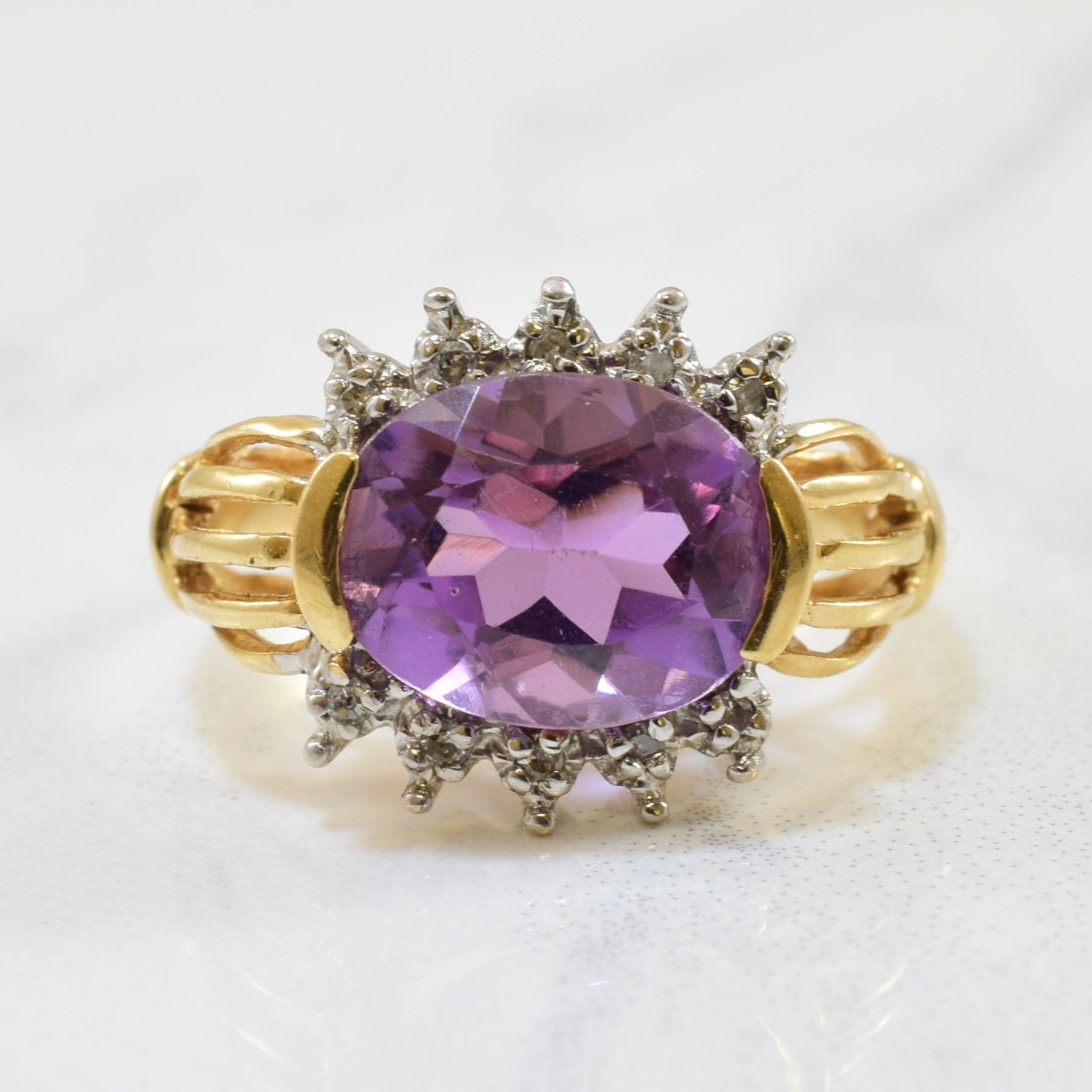 Oval Amethyst & Diamond Ring | 2.75ct, 0.04ctw | SZ 5.5 |