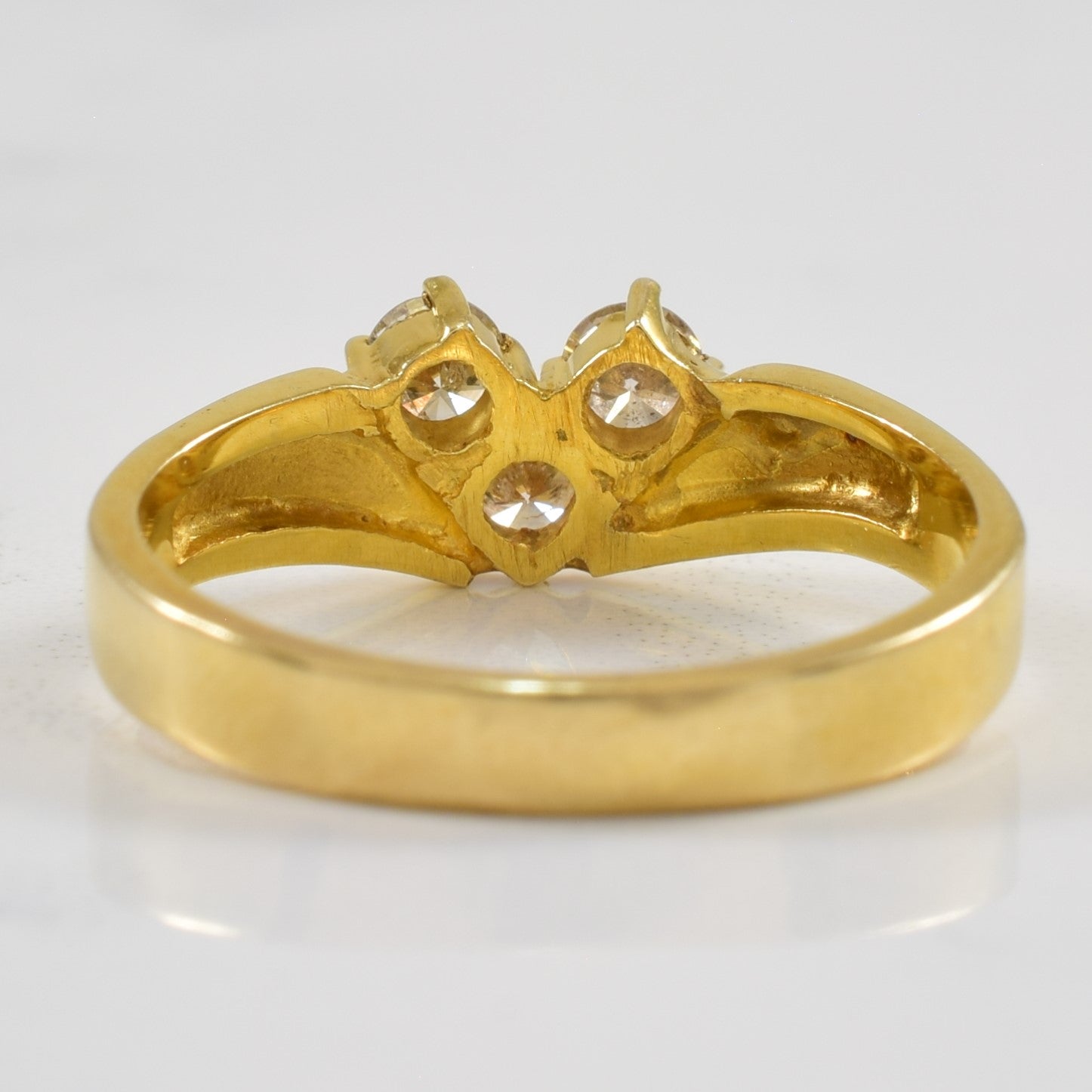 Three Stone Diamond Ring | 0.30ctw | SZ 6.5 |